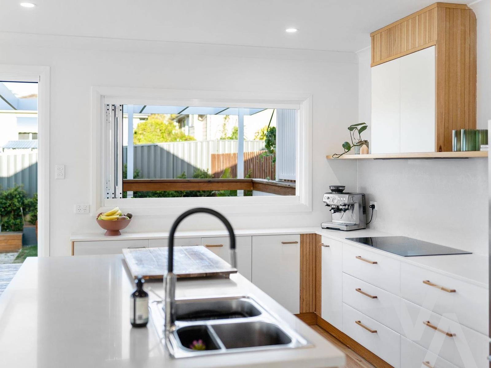 14 Thomas Street Dudley NSW