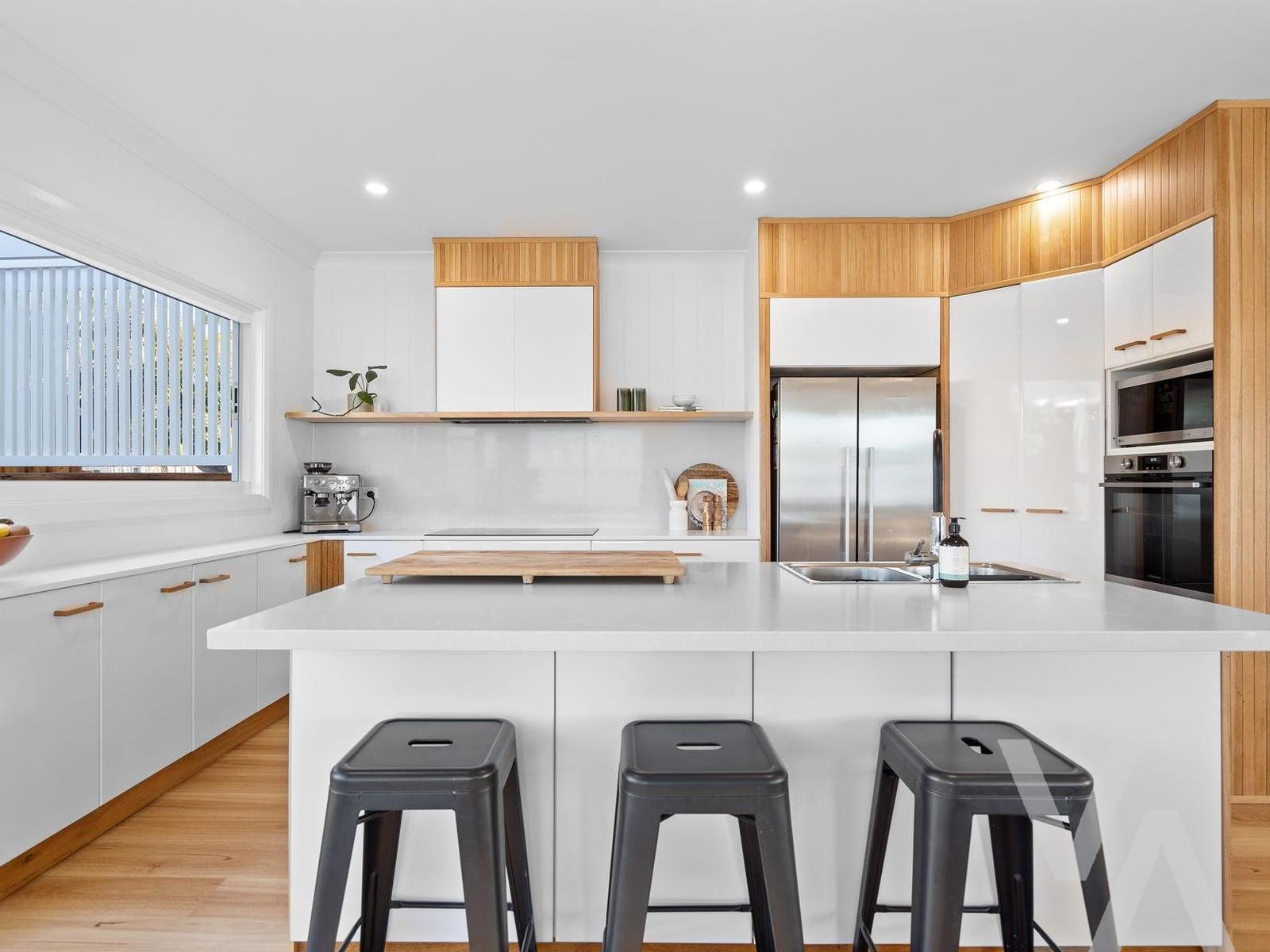 14 Thomas Street Dudley NSW
