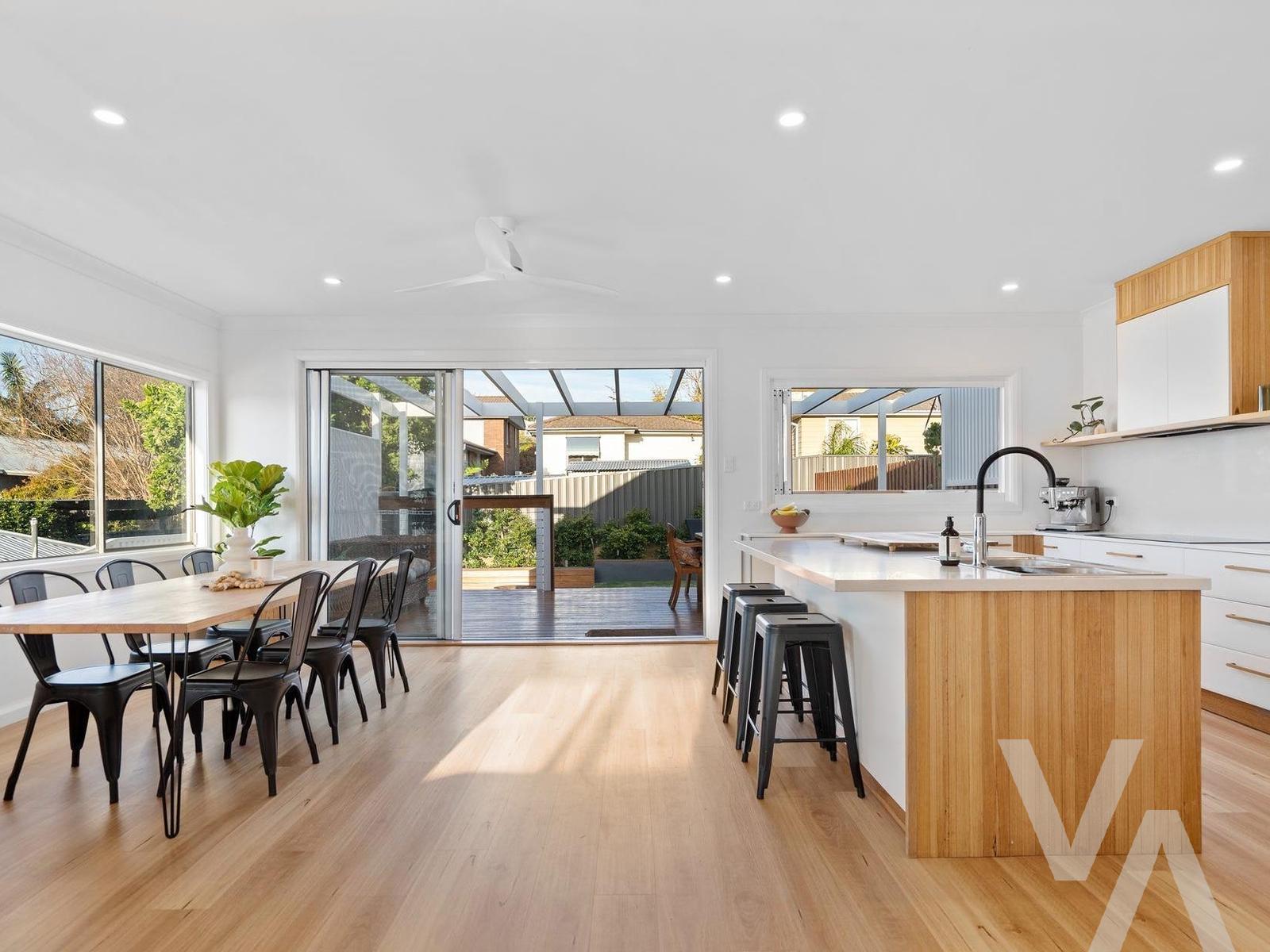 14 Thomas Street Dudley NSW