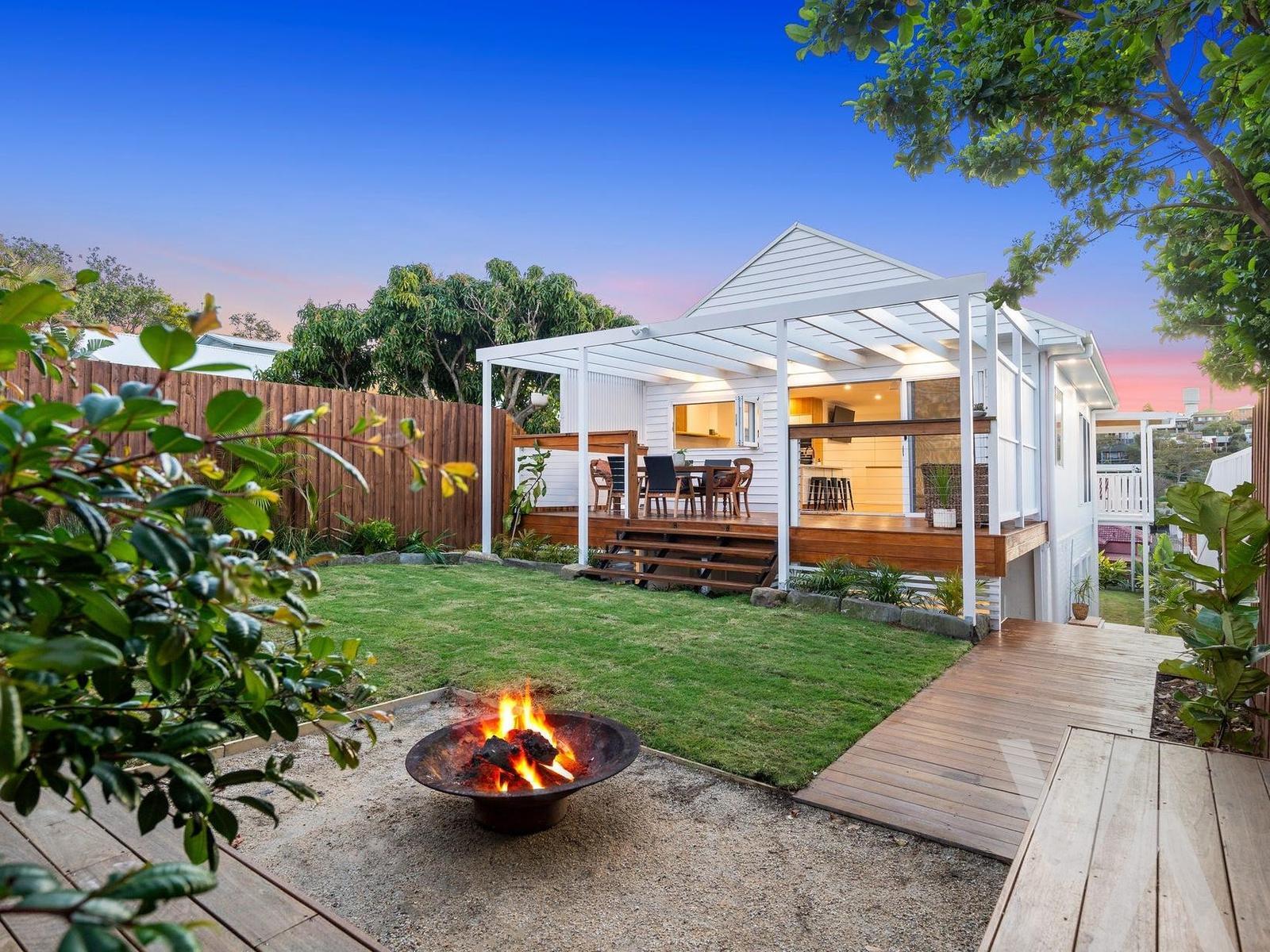 14 Thomas Street Dudley NSW