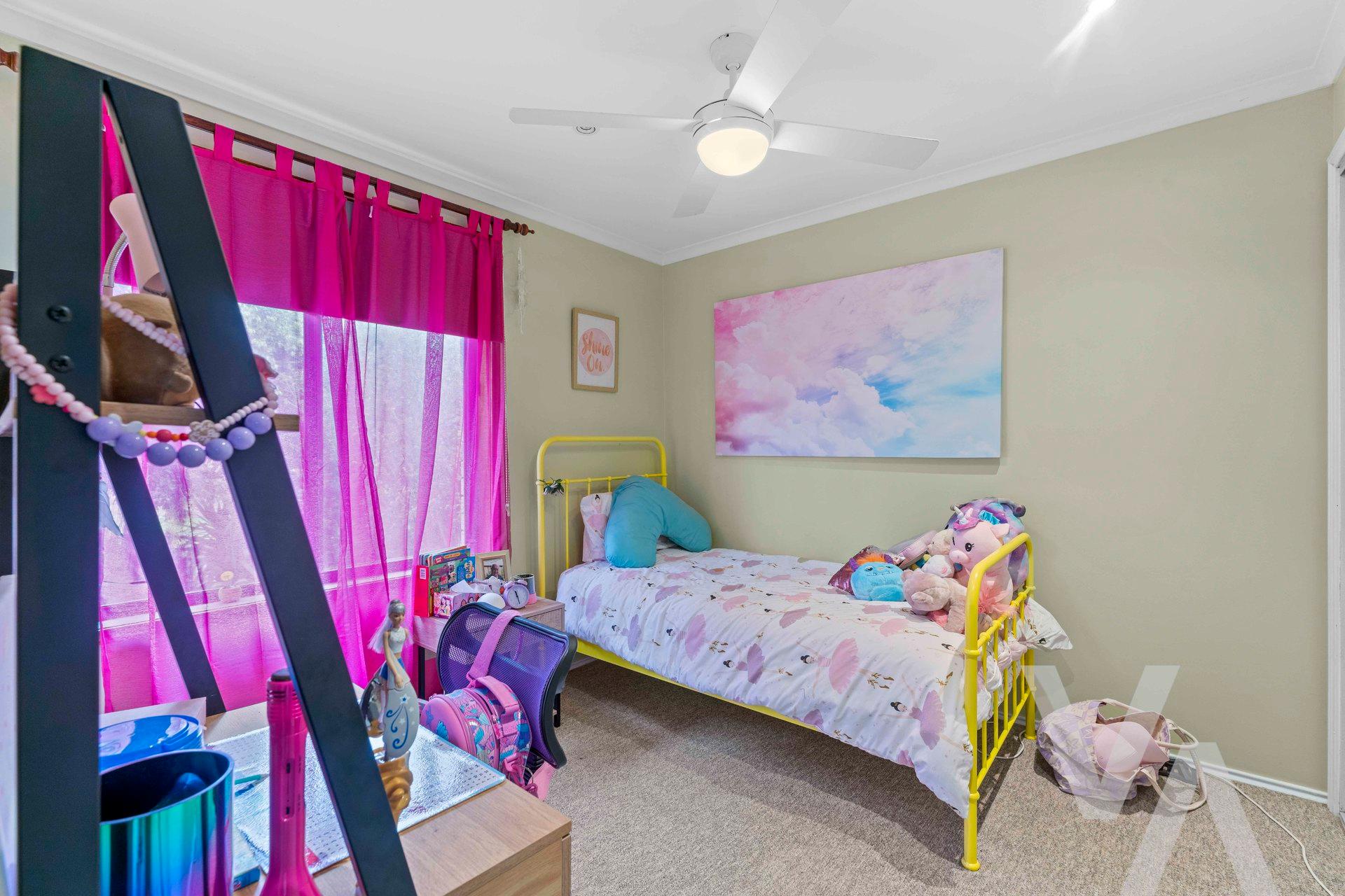 35 Dangerfield Drive Elermore Vale NSW