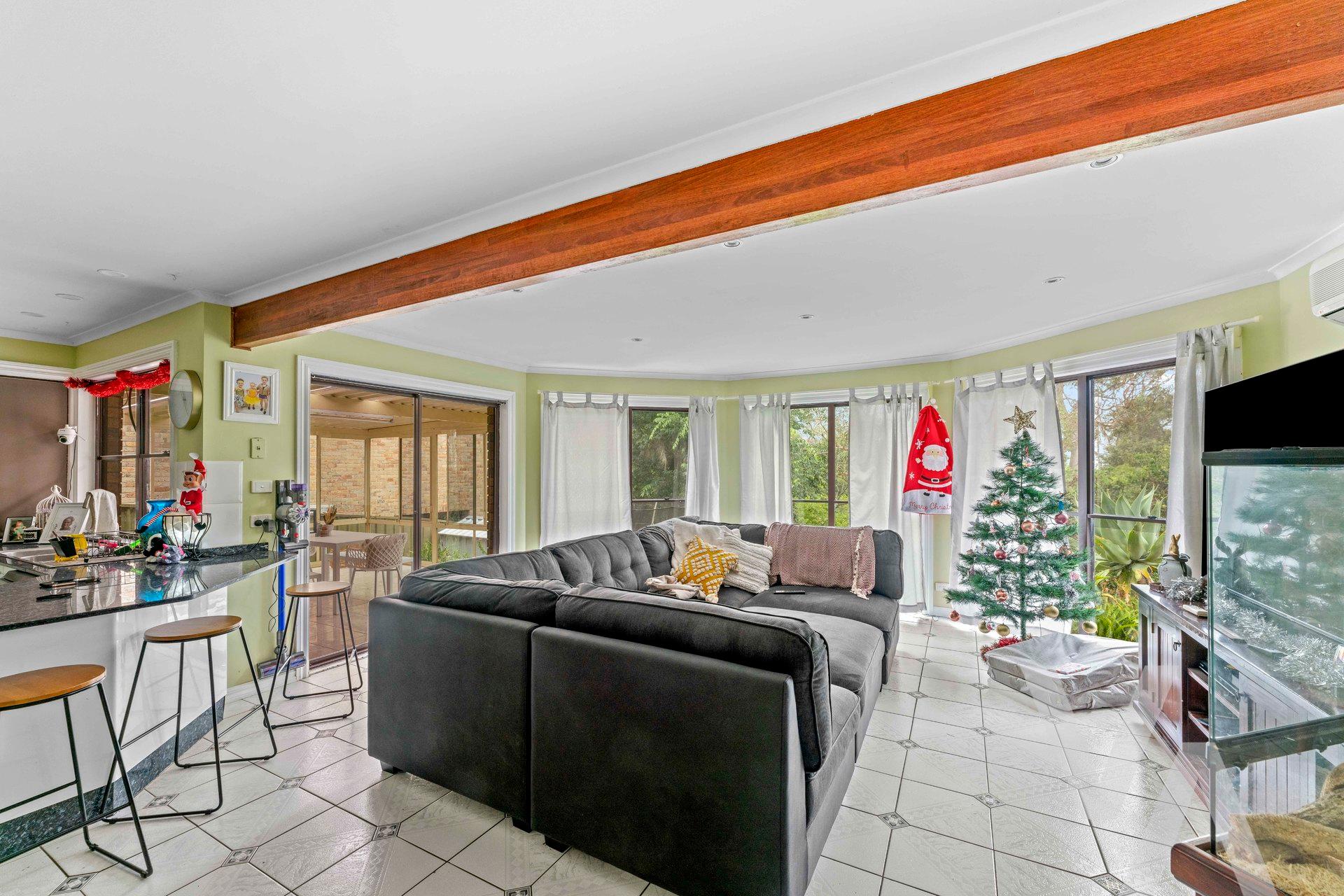 35 Dangerfield Drive Elermore Vale NSW