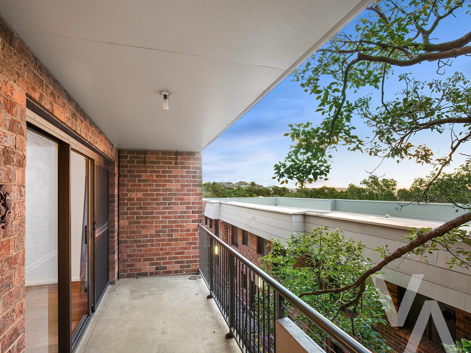 7/61 Nesca  Parade The Hill NSW