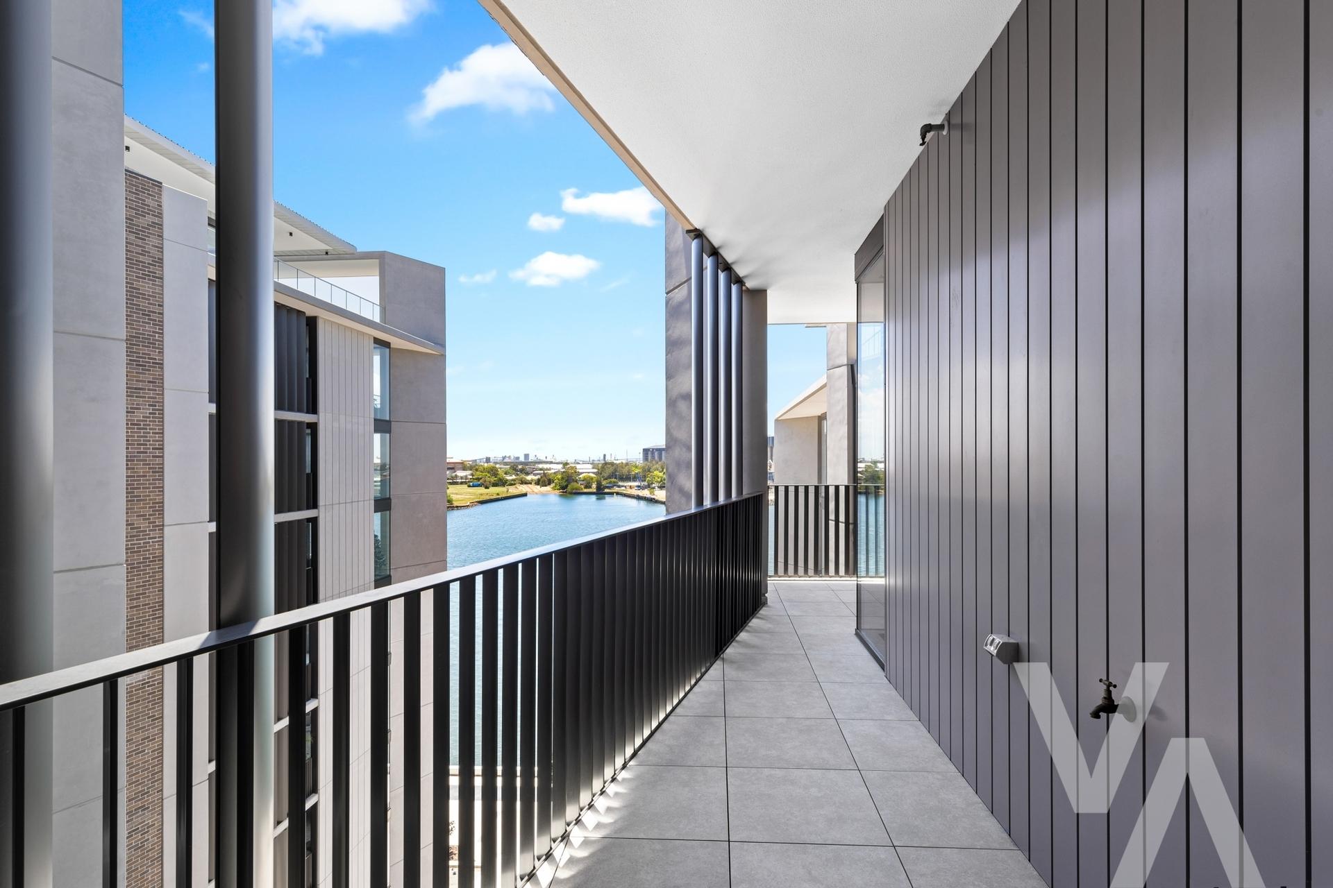 603/43 Honeysuckle Drive Newcastle NSW
