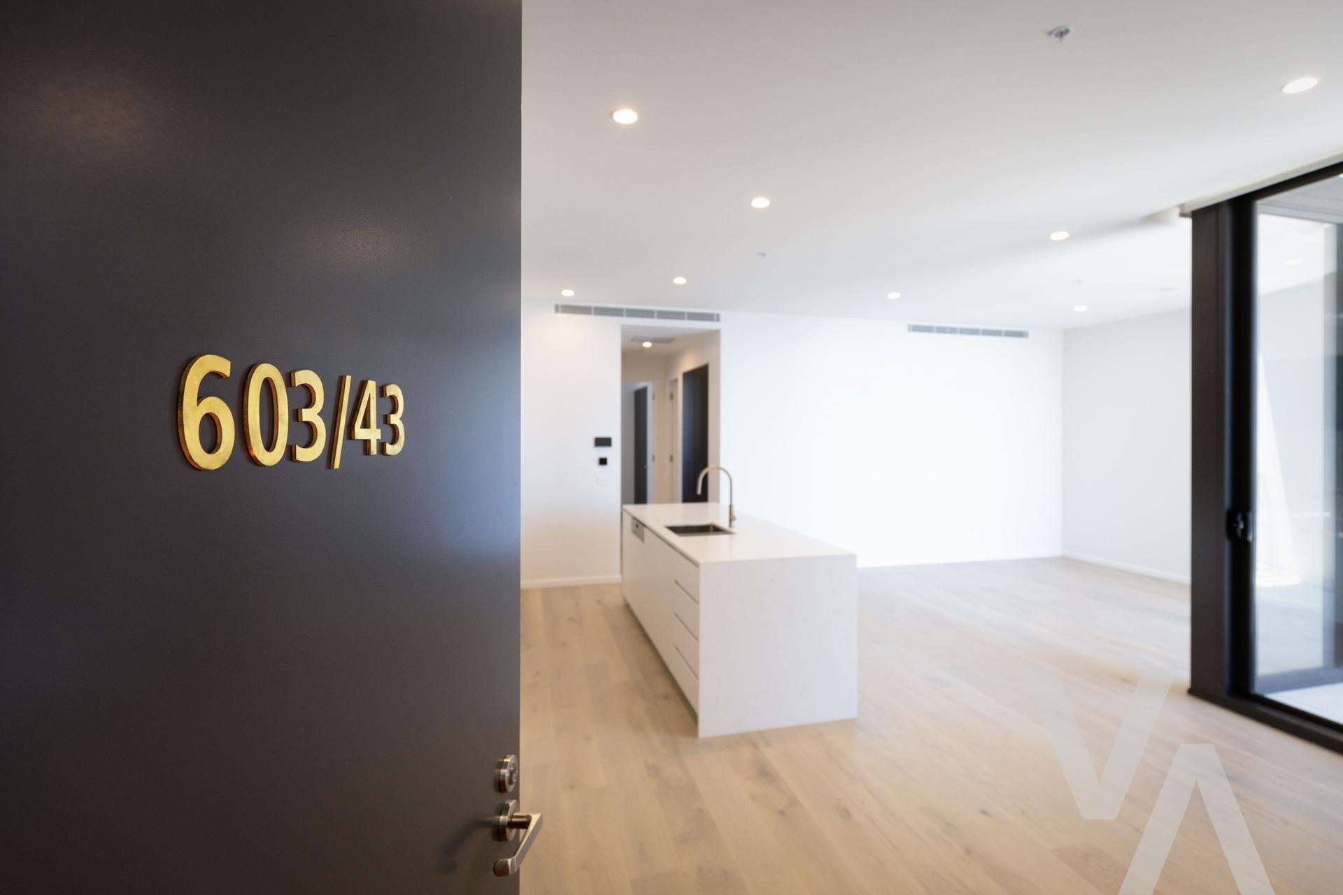 603/43 Honeysuckle Drive Newcastle NSW