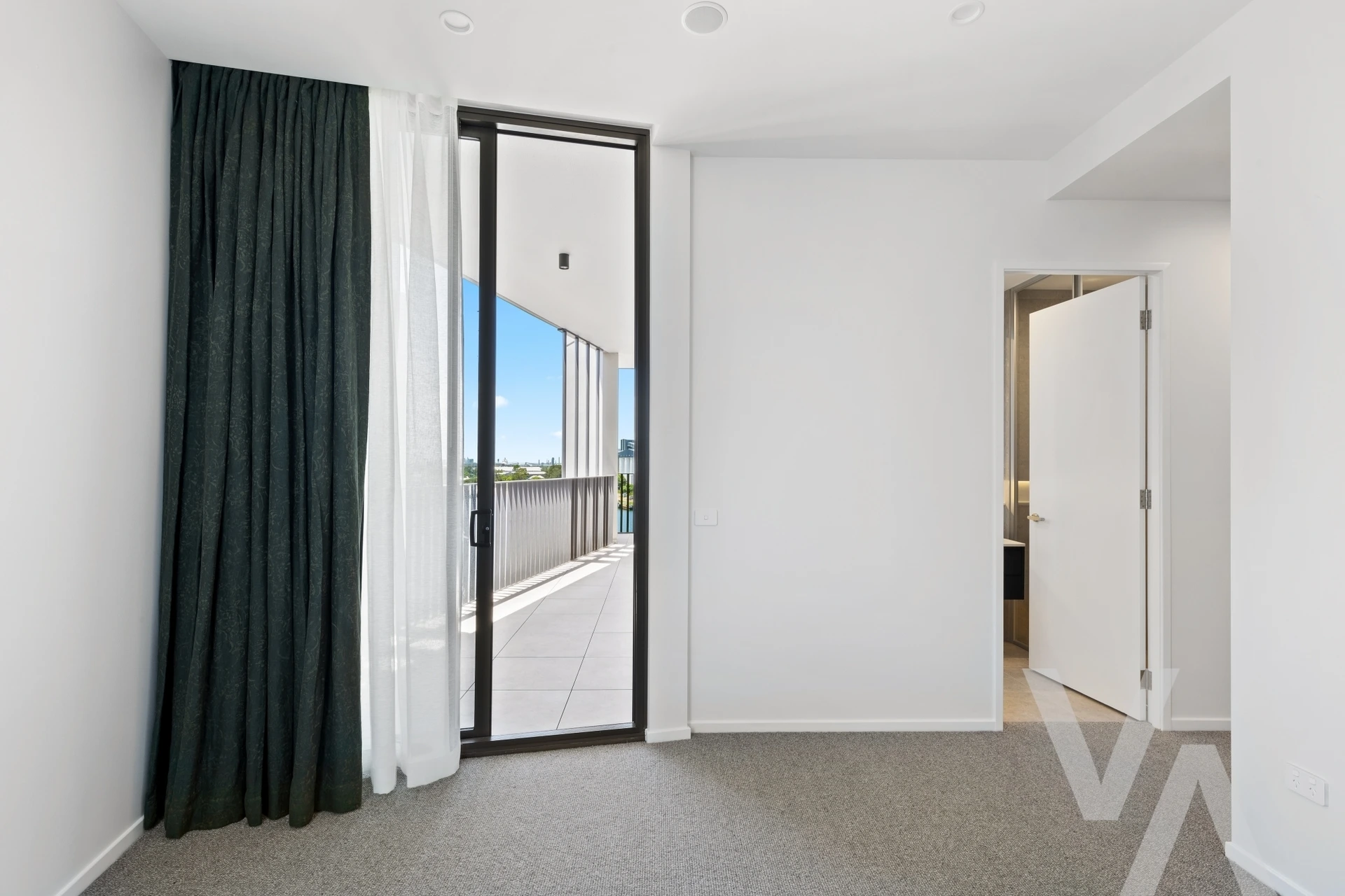 603/43 Honeysuckle Drive Newcastle NSW