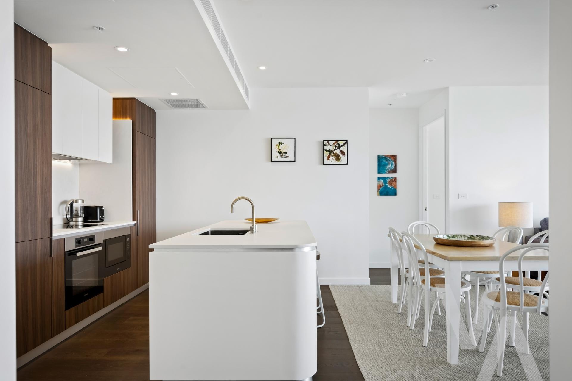 509/33 Honeysuckle Drive Newcastle NSW
