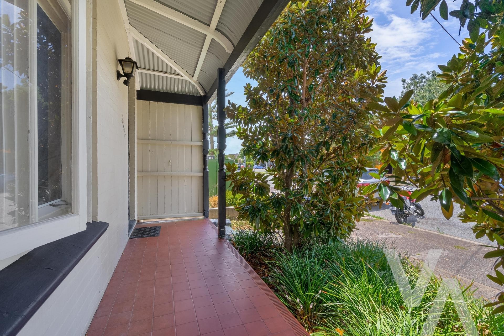 321-323 Parkway Avenue Hamilton East NSW