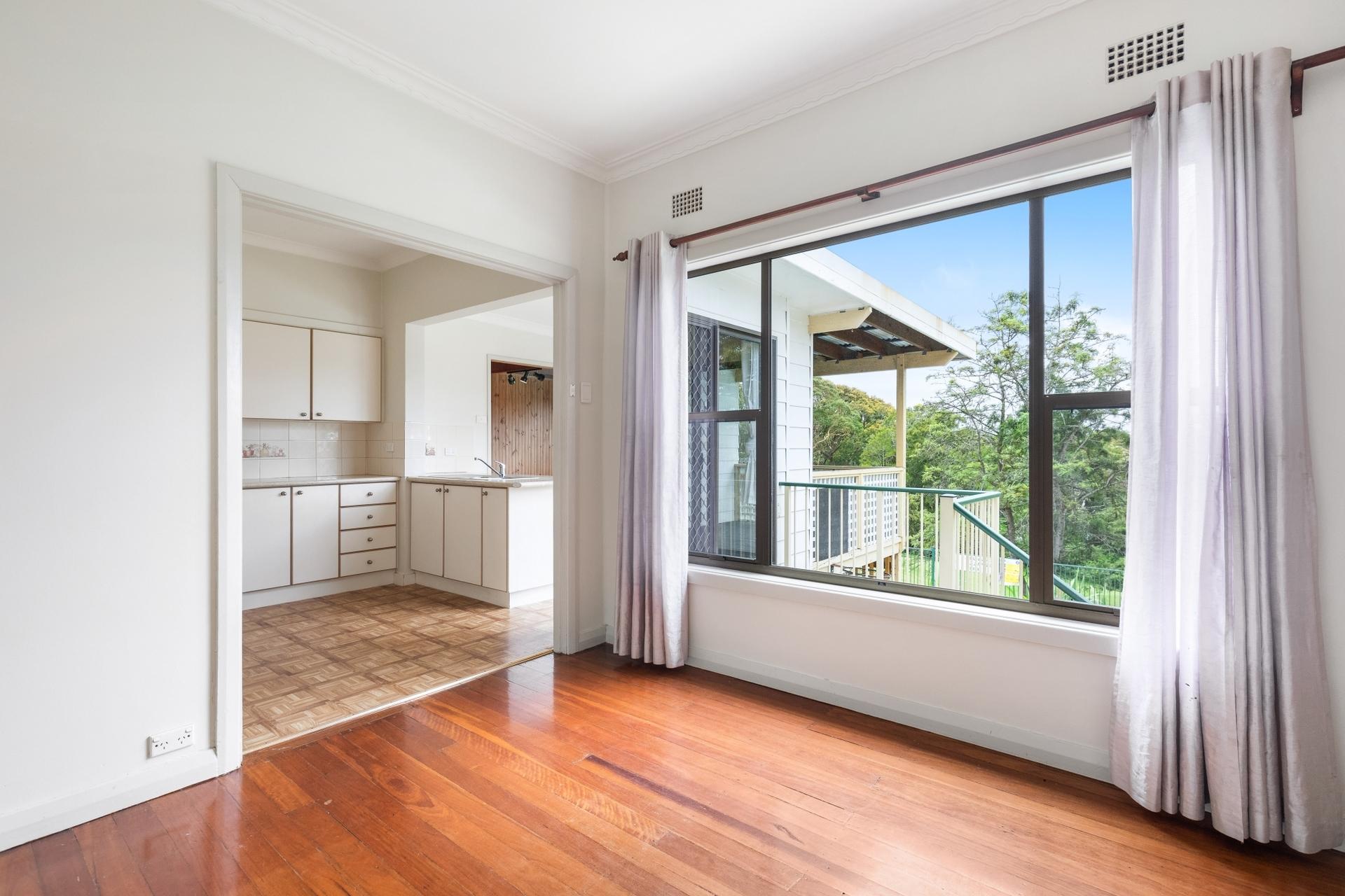 24 Hillcrest  Parade Highfields NSW