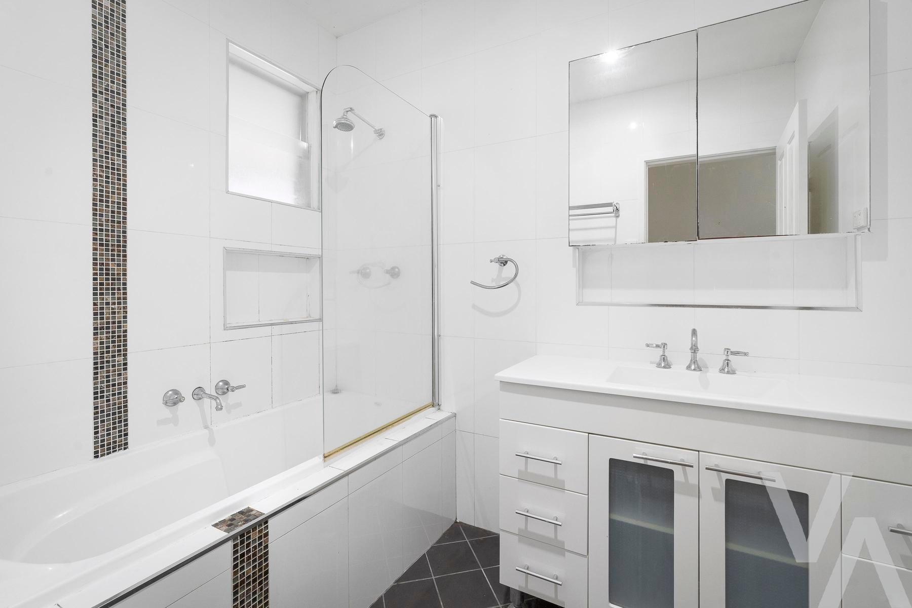 25 Coral Sea Avenue Shortland NSW