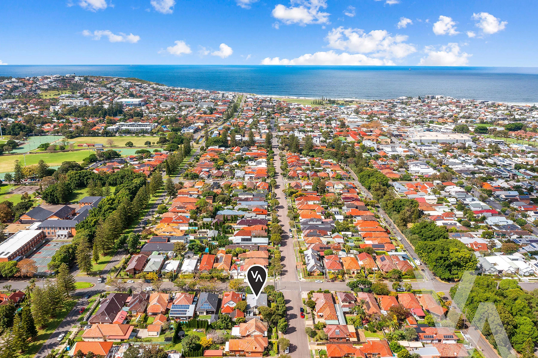 94 National Park Street Hamilton South NSW