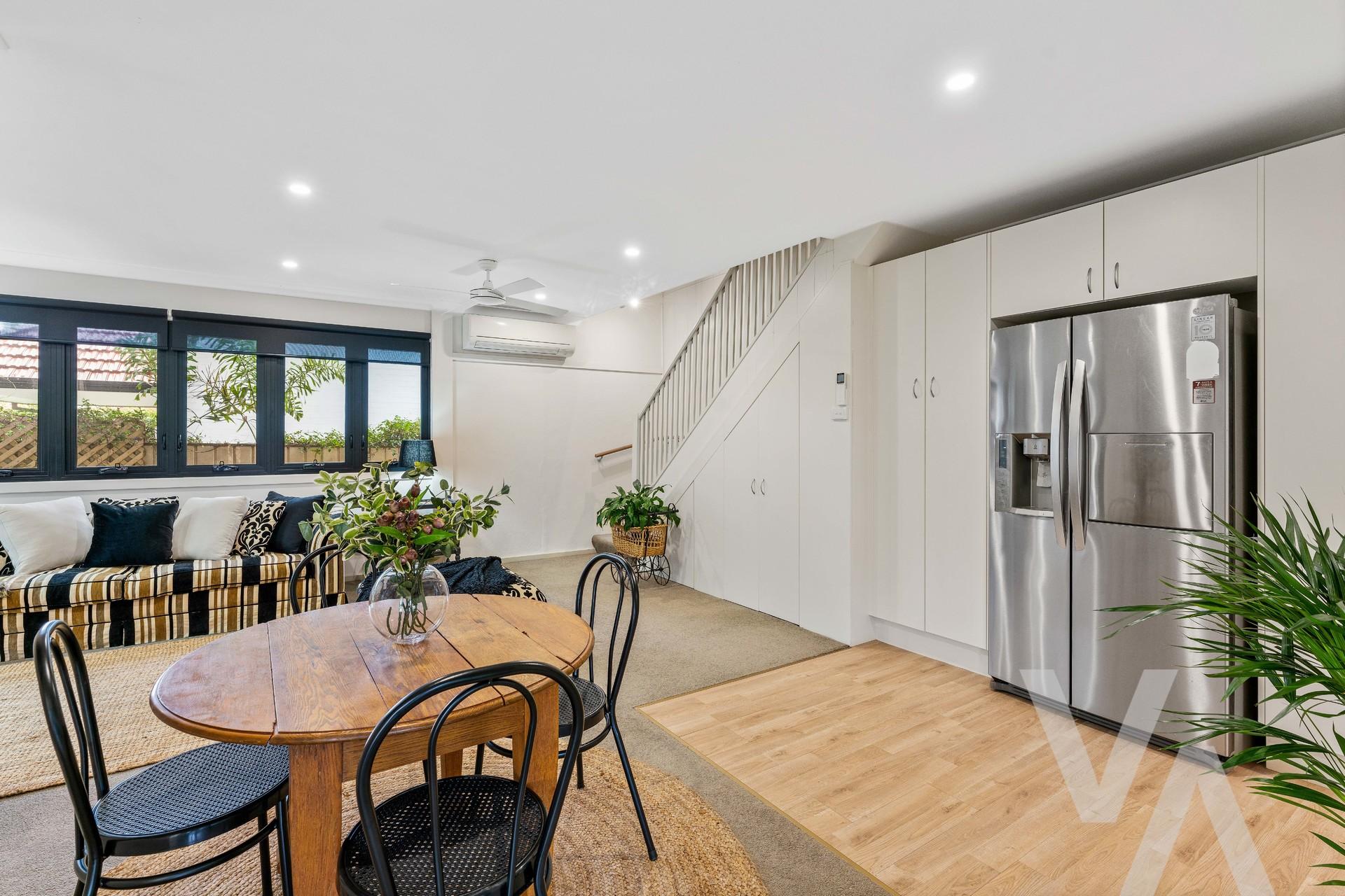 94 National Park Street Hamilton South NSW