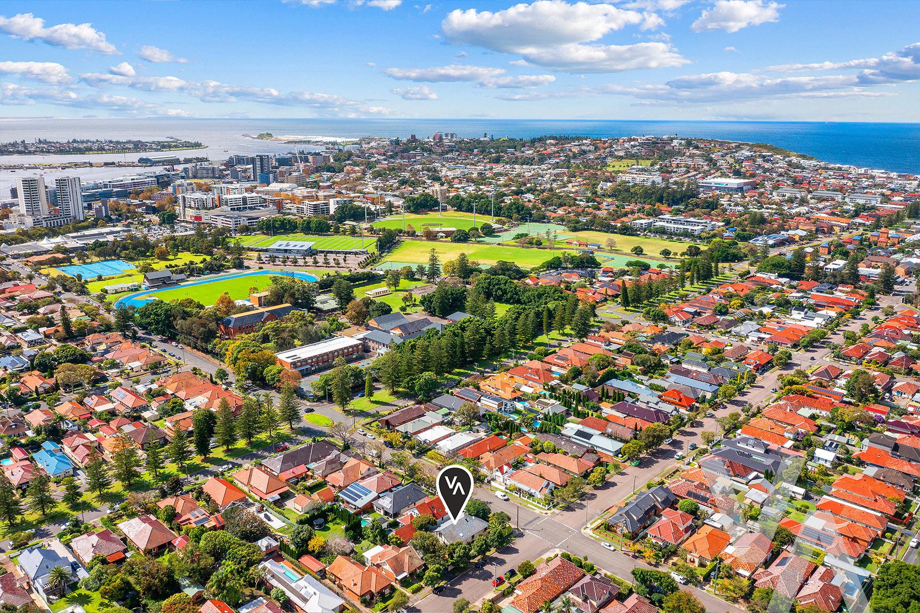 94 National Park Street Hamilton South NSW