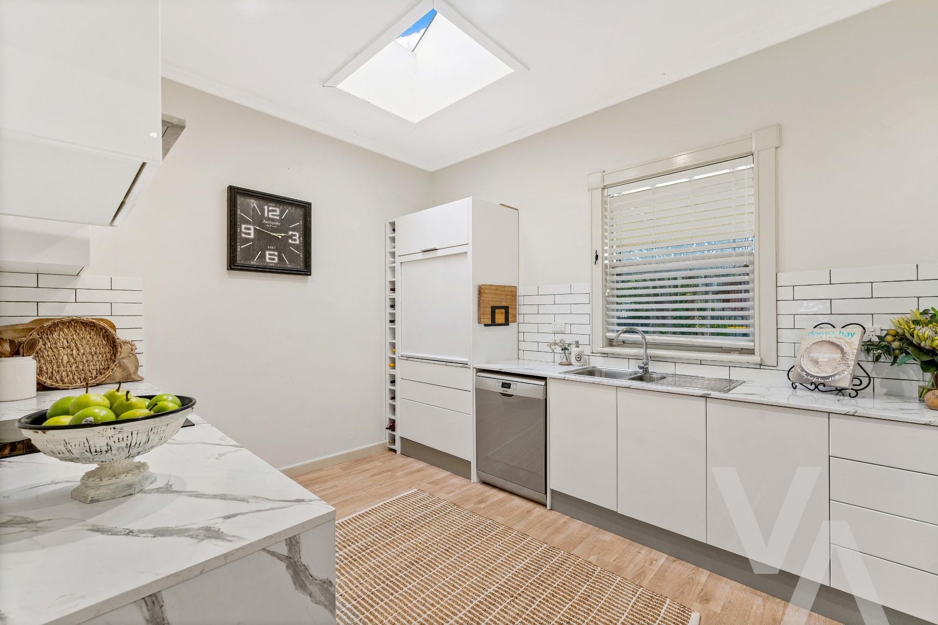 94 National Park Street Hamilton South NSW