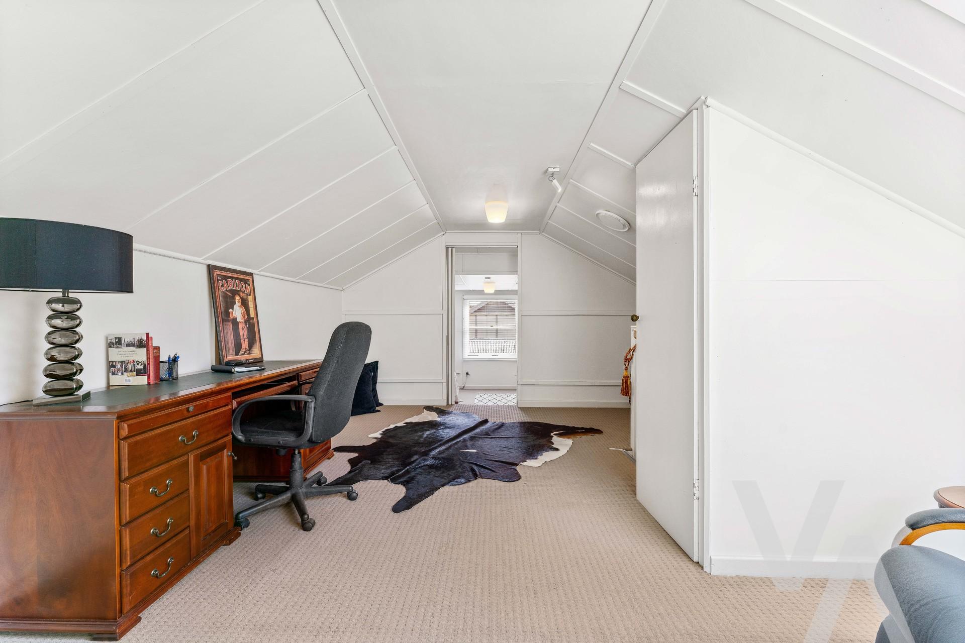 94 National Park Street Hamilton South NSW