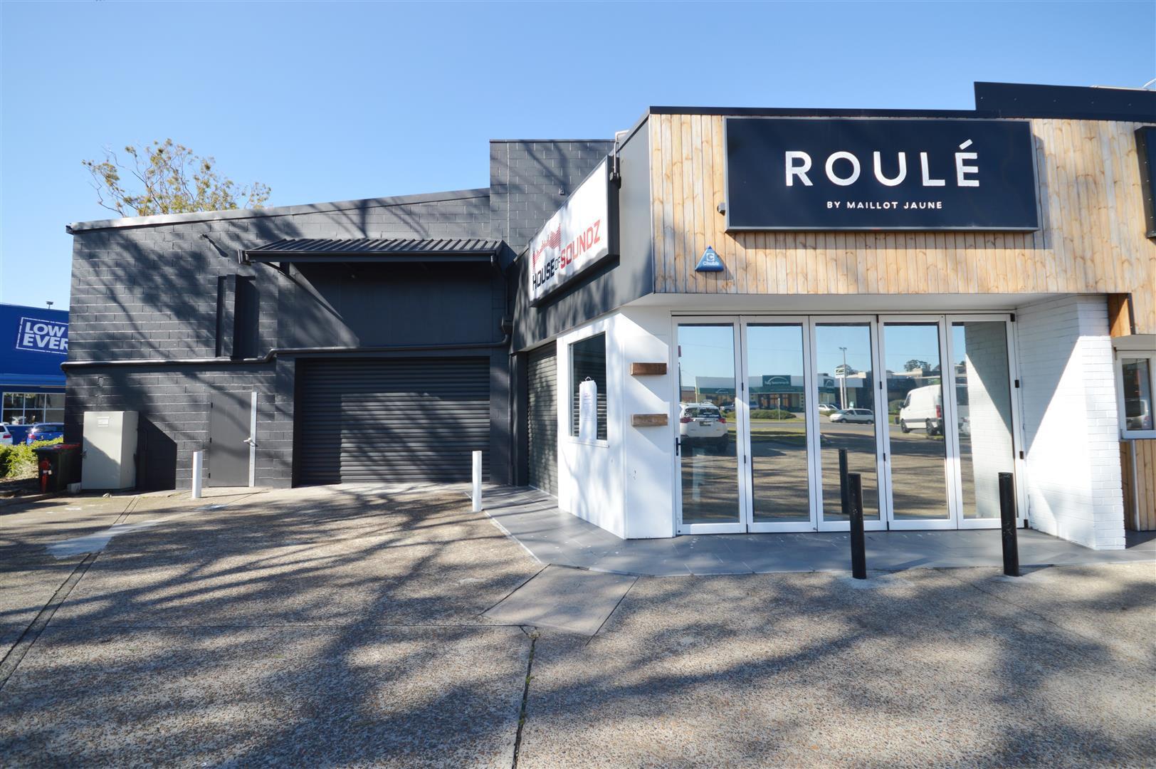 Unit Suite 1/47 Northcott Drive Kotara NSW