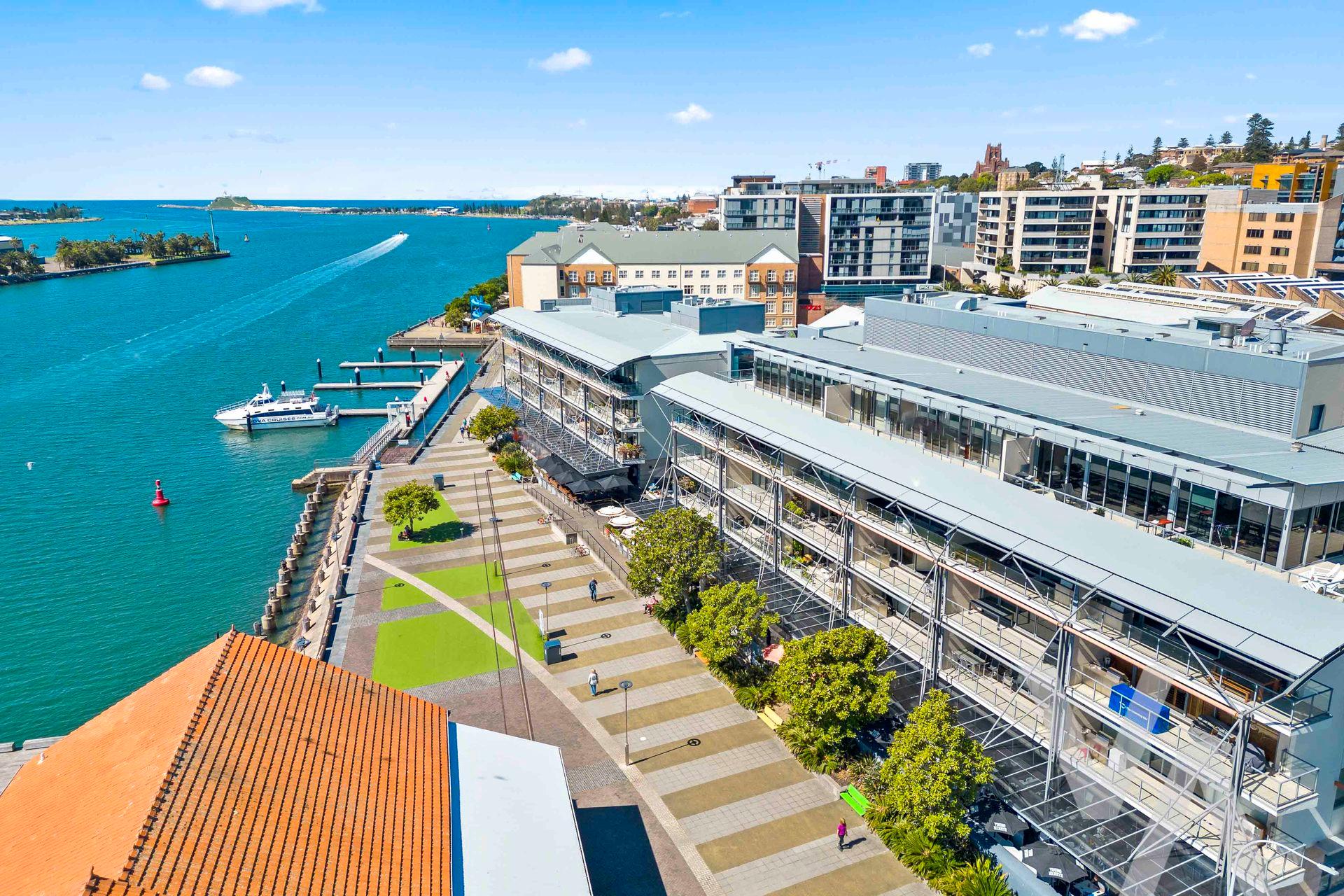 Unit 6/1 Honeysuckle Drive Newcastle NSW