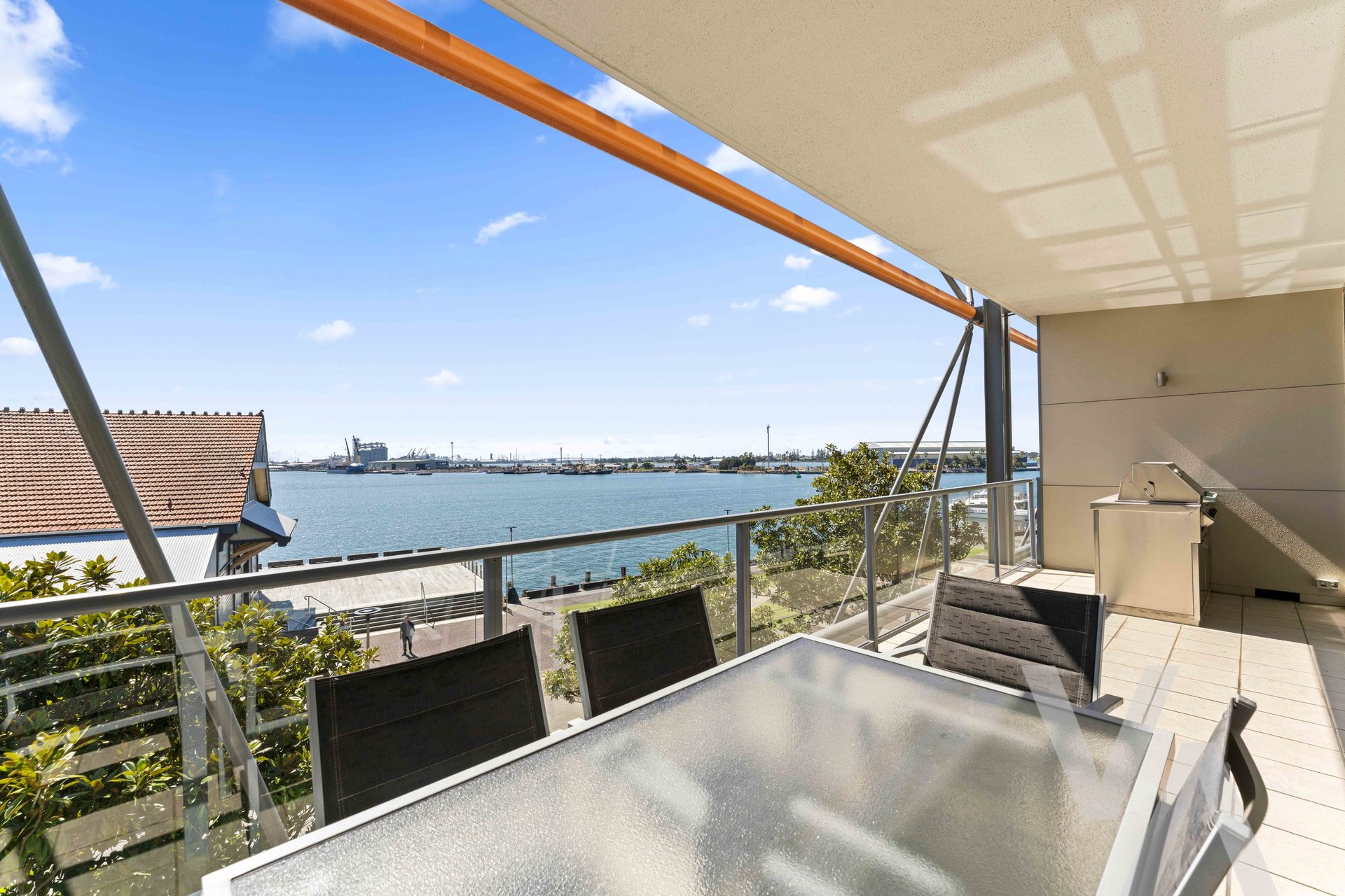 Unit 6/1 Honeysuckle Drive Newcastle NSW
