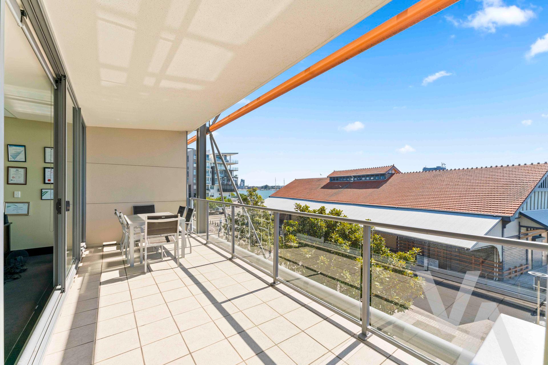 Unit 6/1 Honeysuckle Drive Newcastle NSW