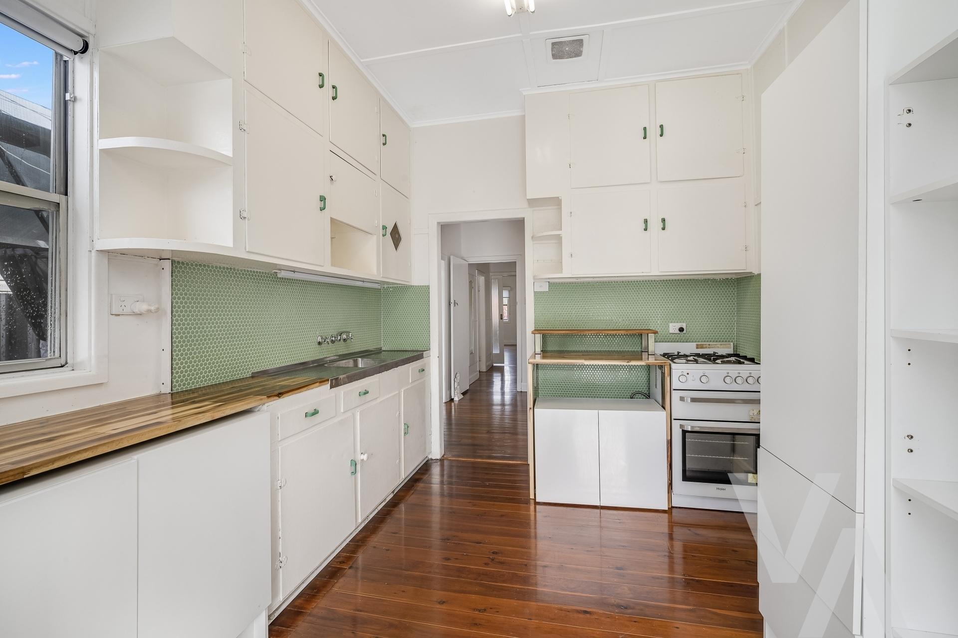 18 Maitland Street Stockton NSW