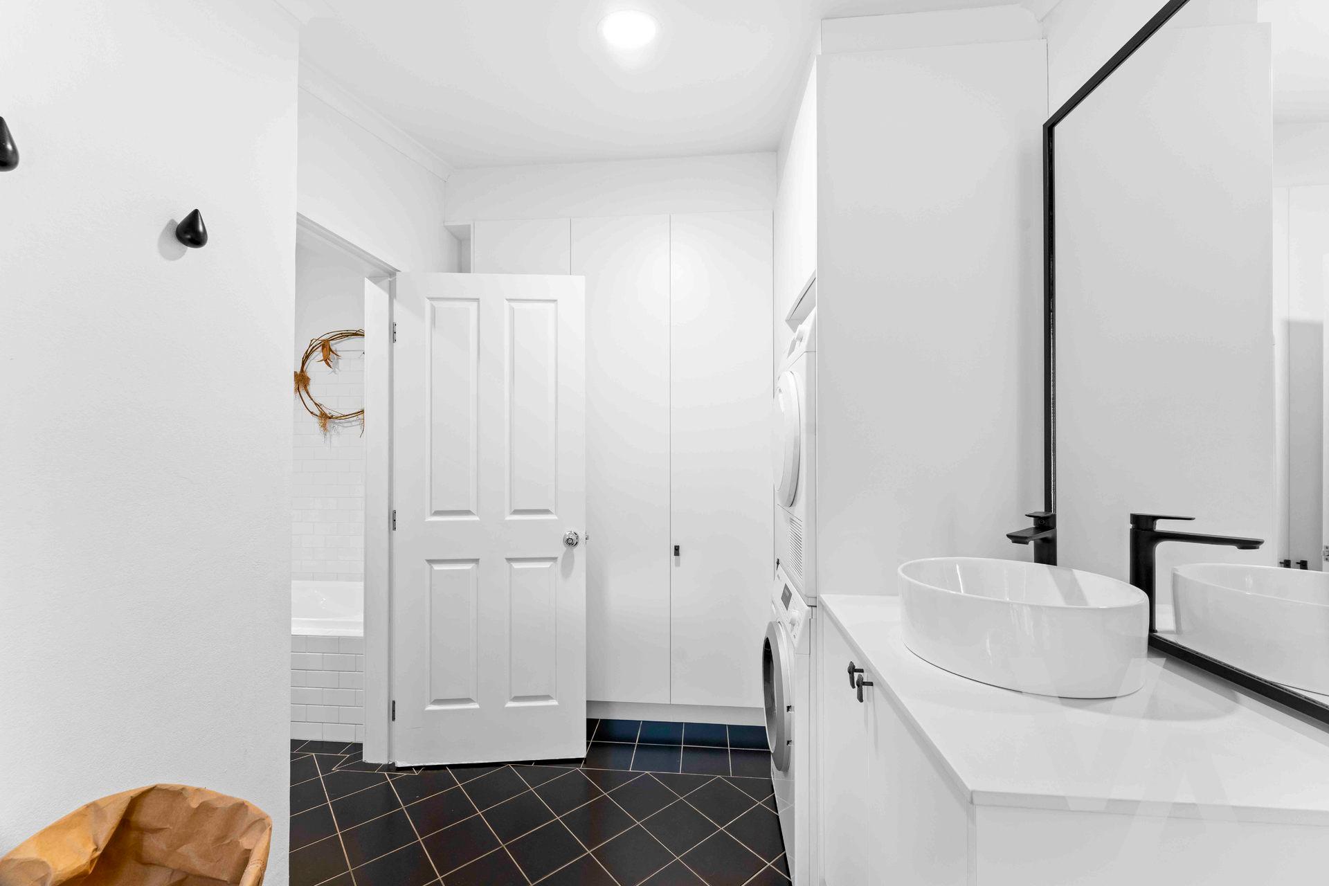 36 Parry Street Cooks Hill NSW