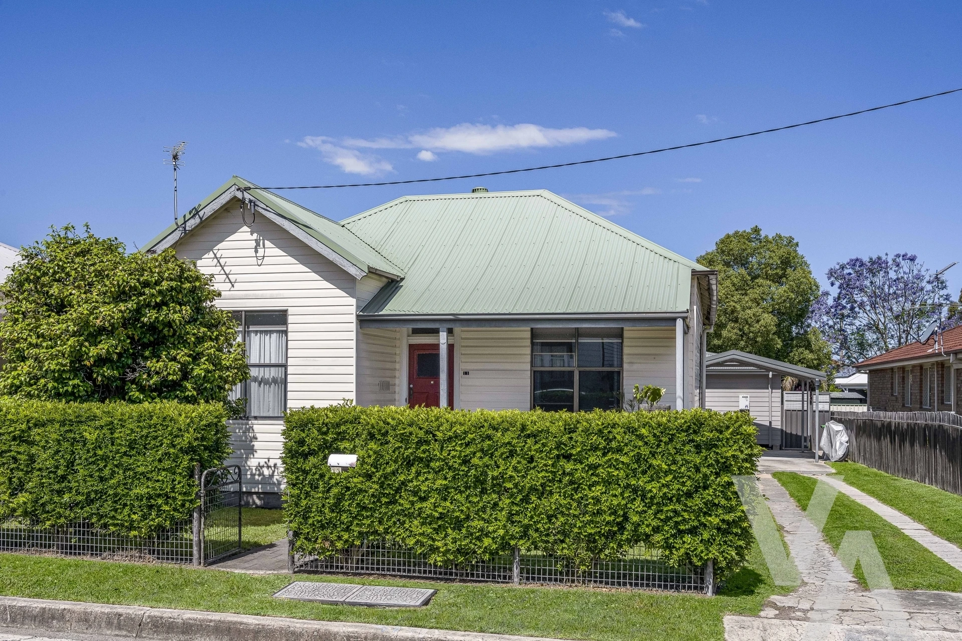 11 Grove Street Waratah NSW
