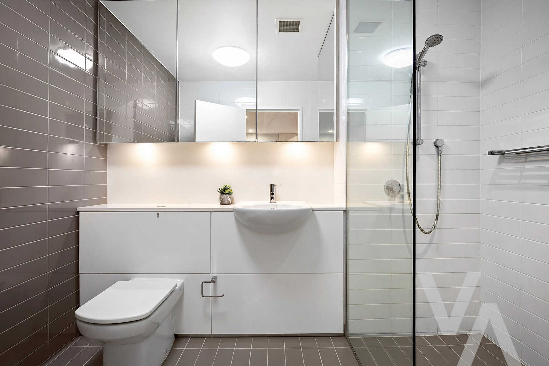 105/15 Honeysuckle Drive Newcastle NSW
