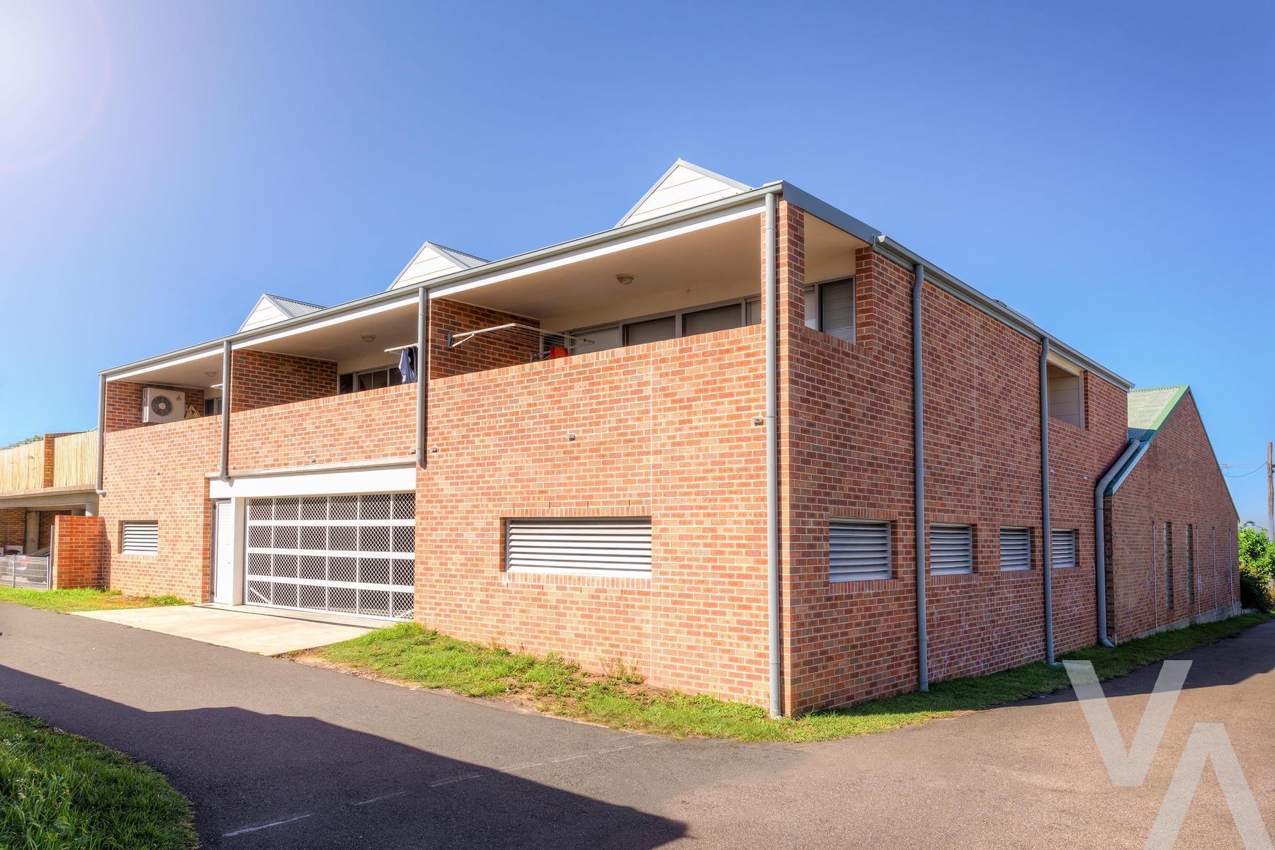 Unit 4/105 Cowlishaw  Street Redhead NSW