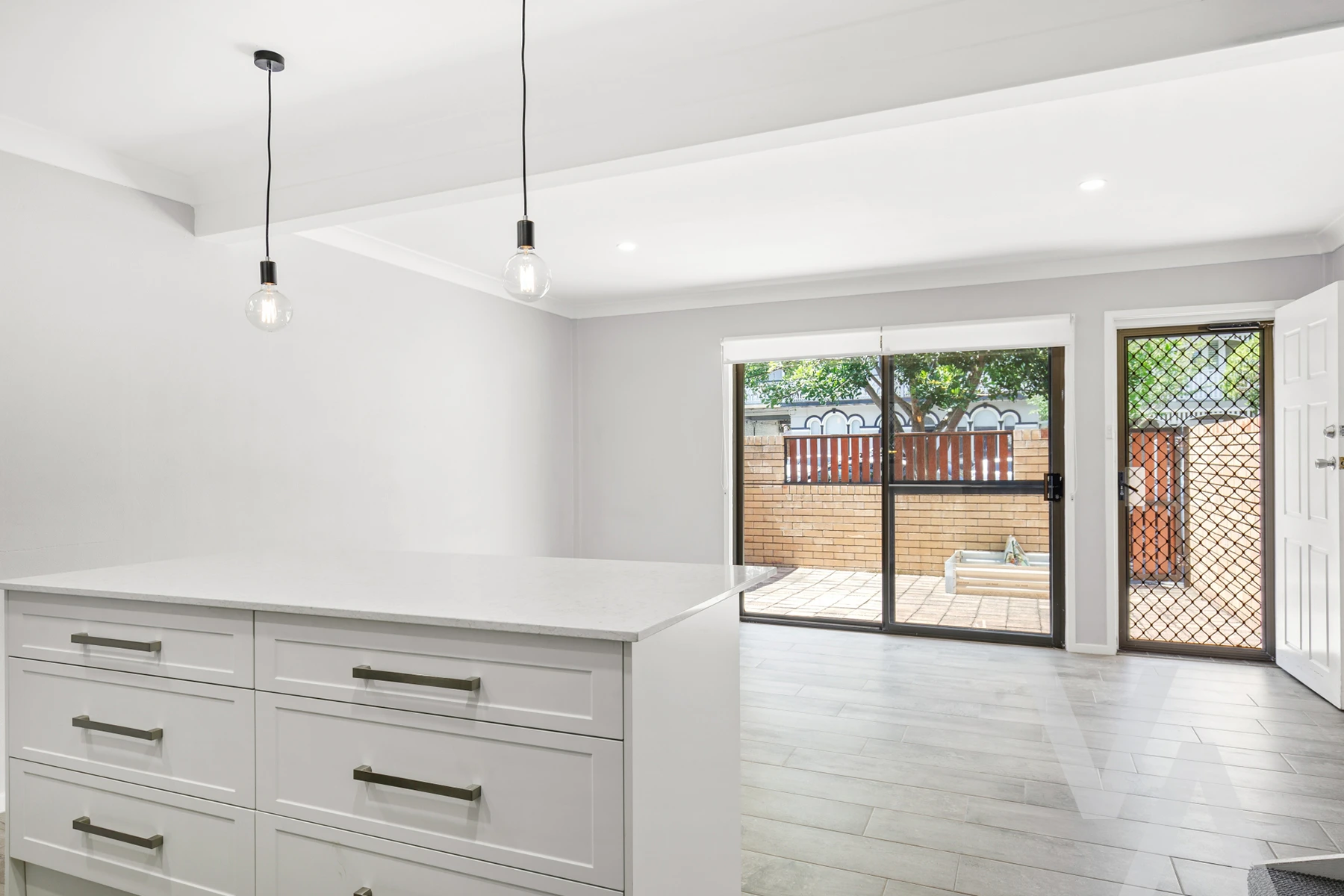 4/77 Bull Street Cooks Hill NSW