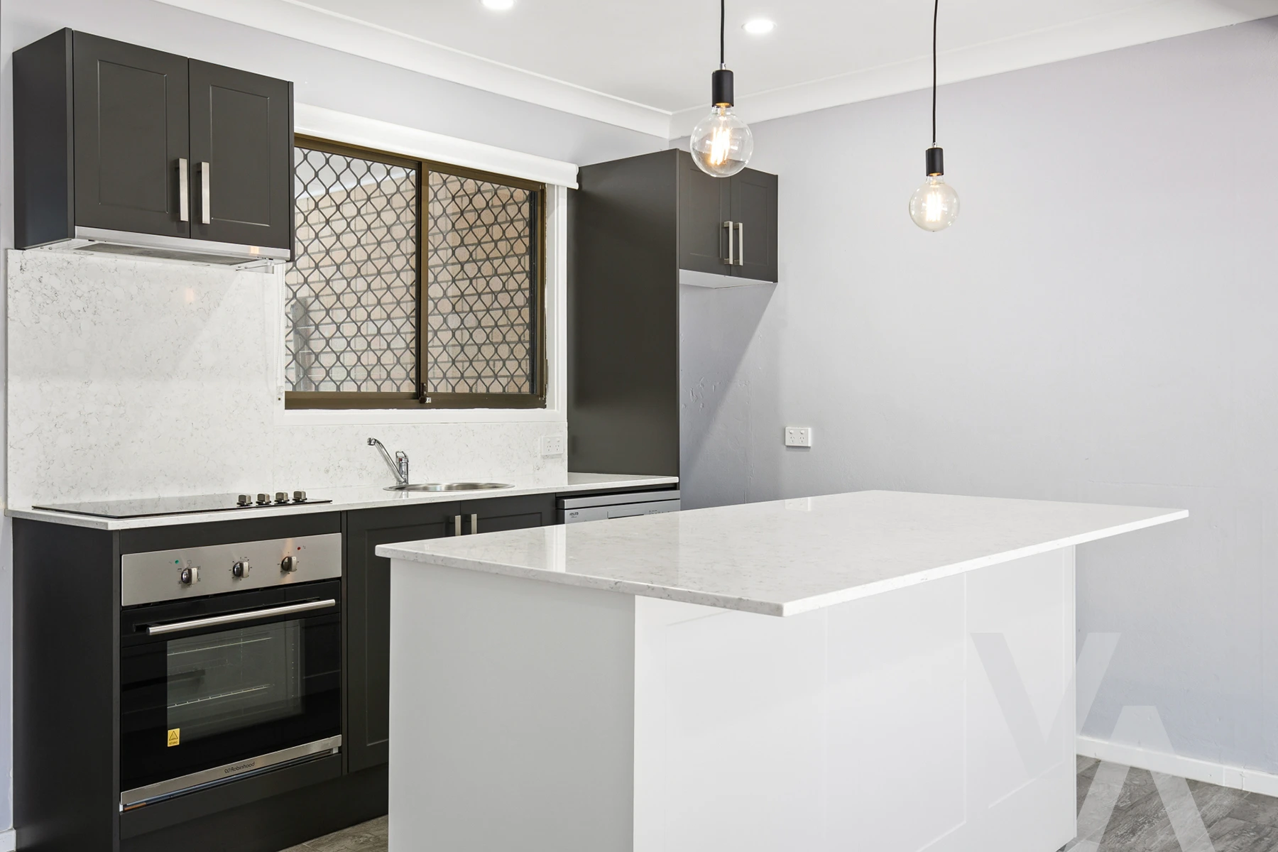 4/77 Bull Street Cooks Hill NSW