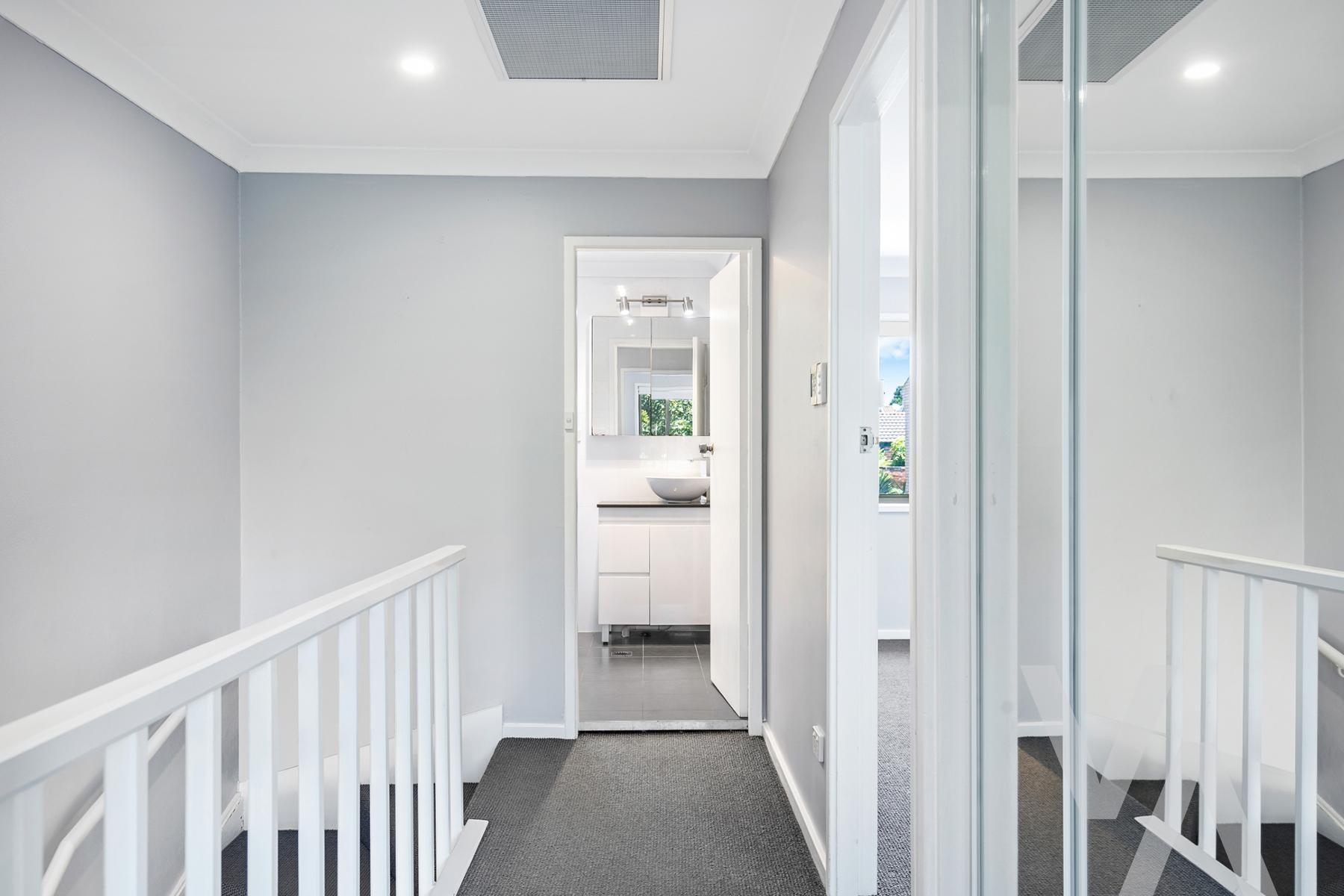 4/77 Bull Street Cooks Hill NSW