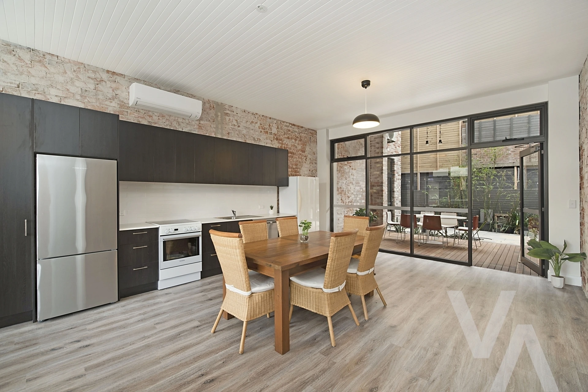 Room 2/5-7 Union Street Newcastle West NSW
