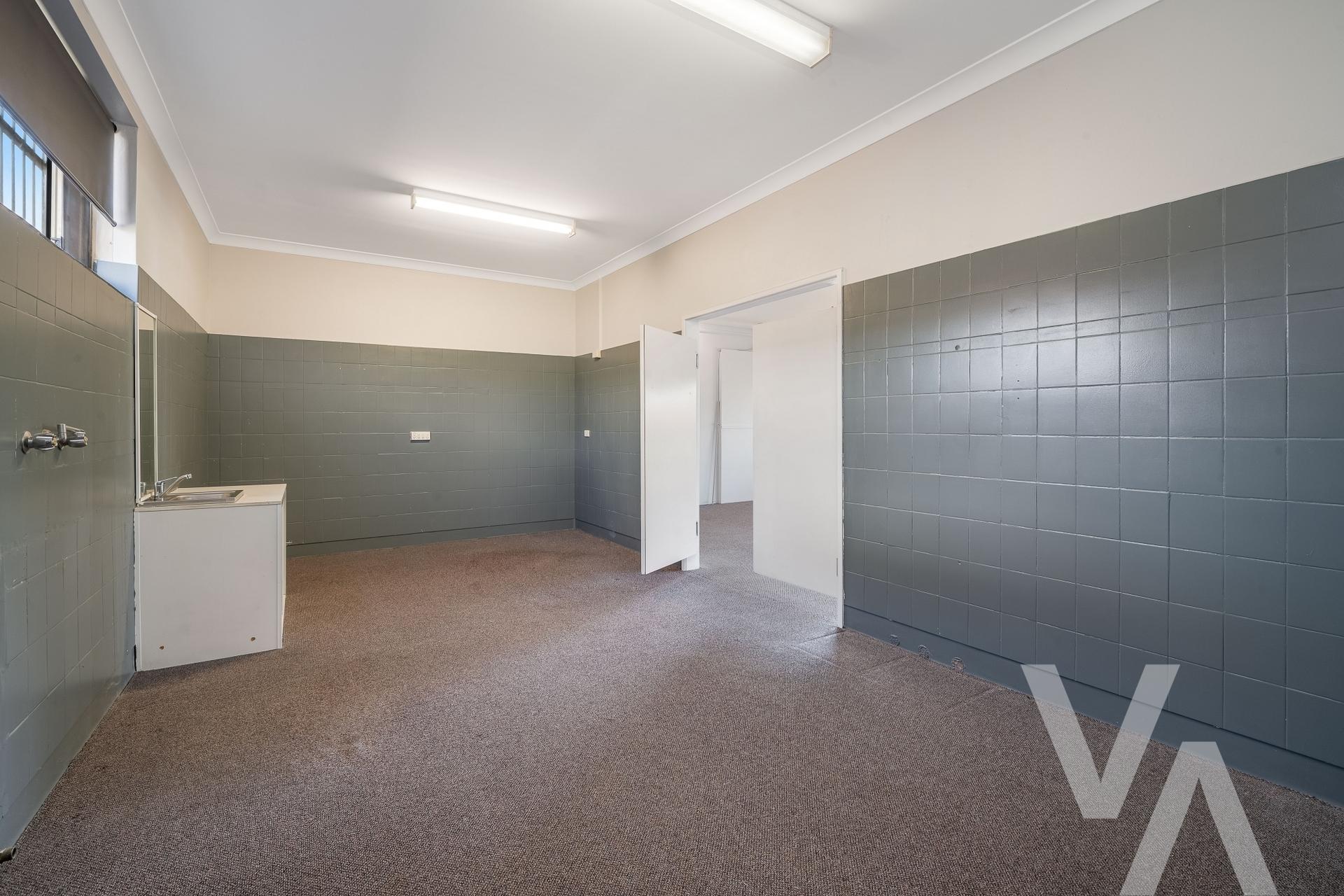 Unit 2/431 Lake Road Argenton NSW