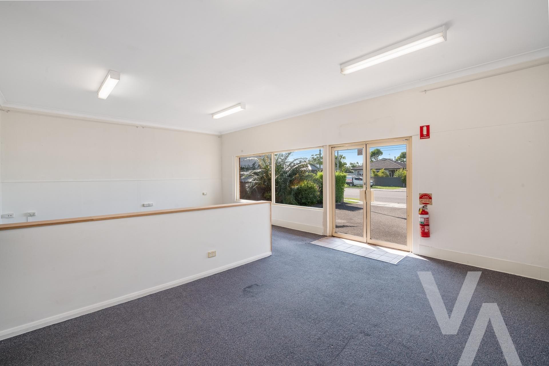 Unit 2/431 Lake Road Argenton NSW