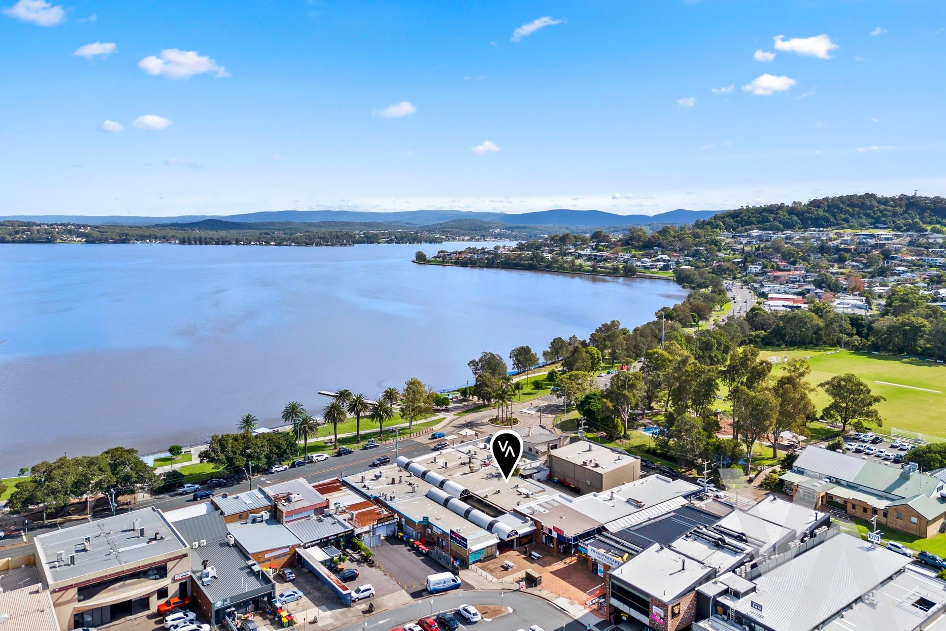 Unit 4/450 The  Esplanade Warners Bay NSW