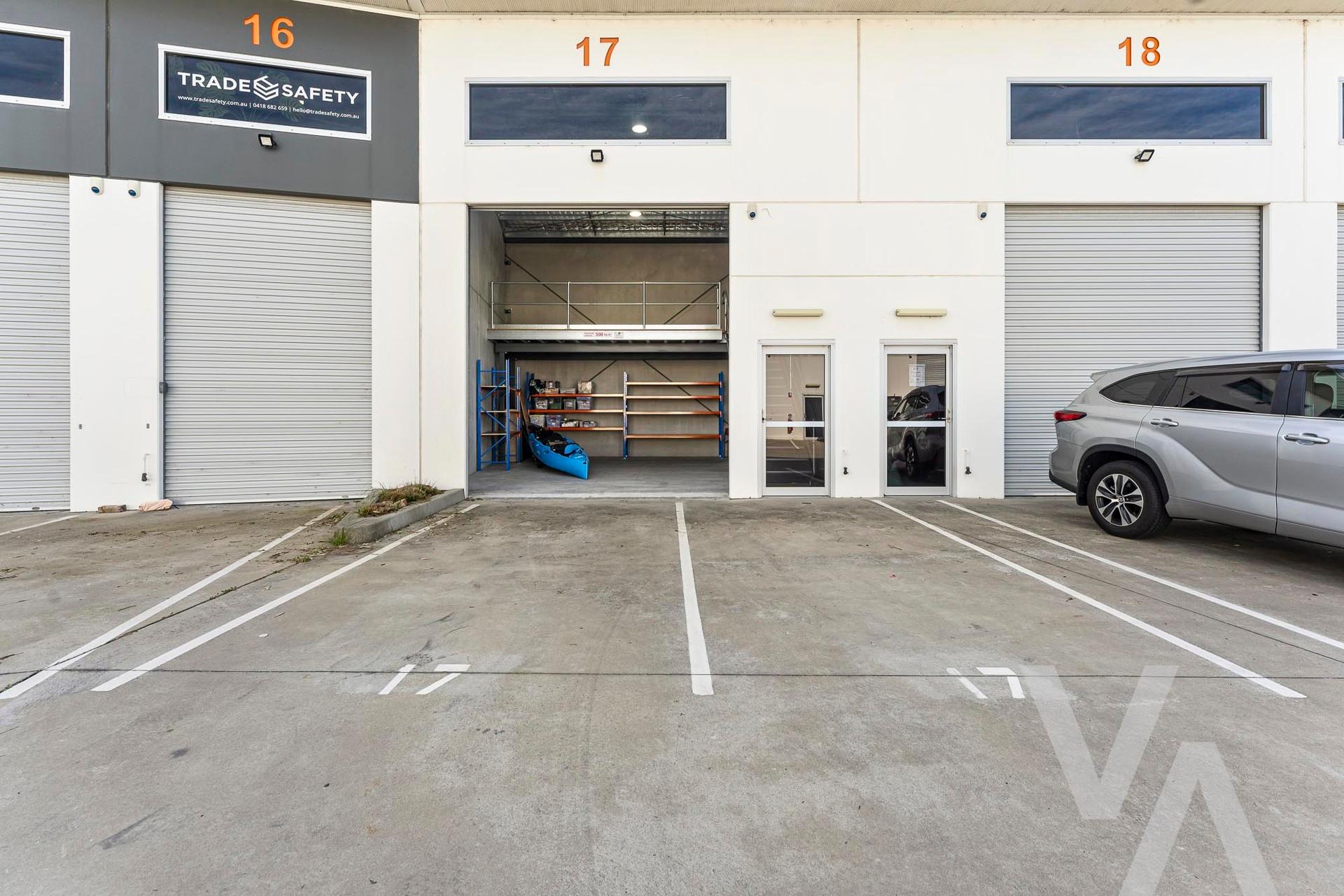 Unit 17/8 Murray Dwyer  Circuit Mayfield West NSW
