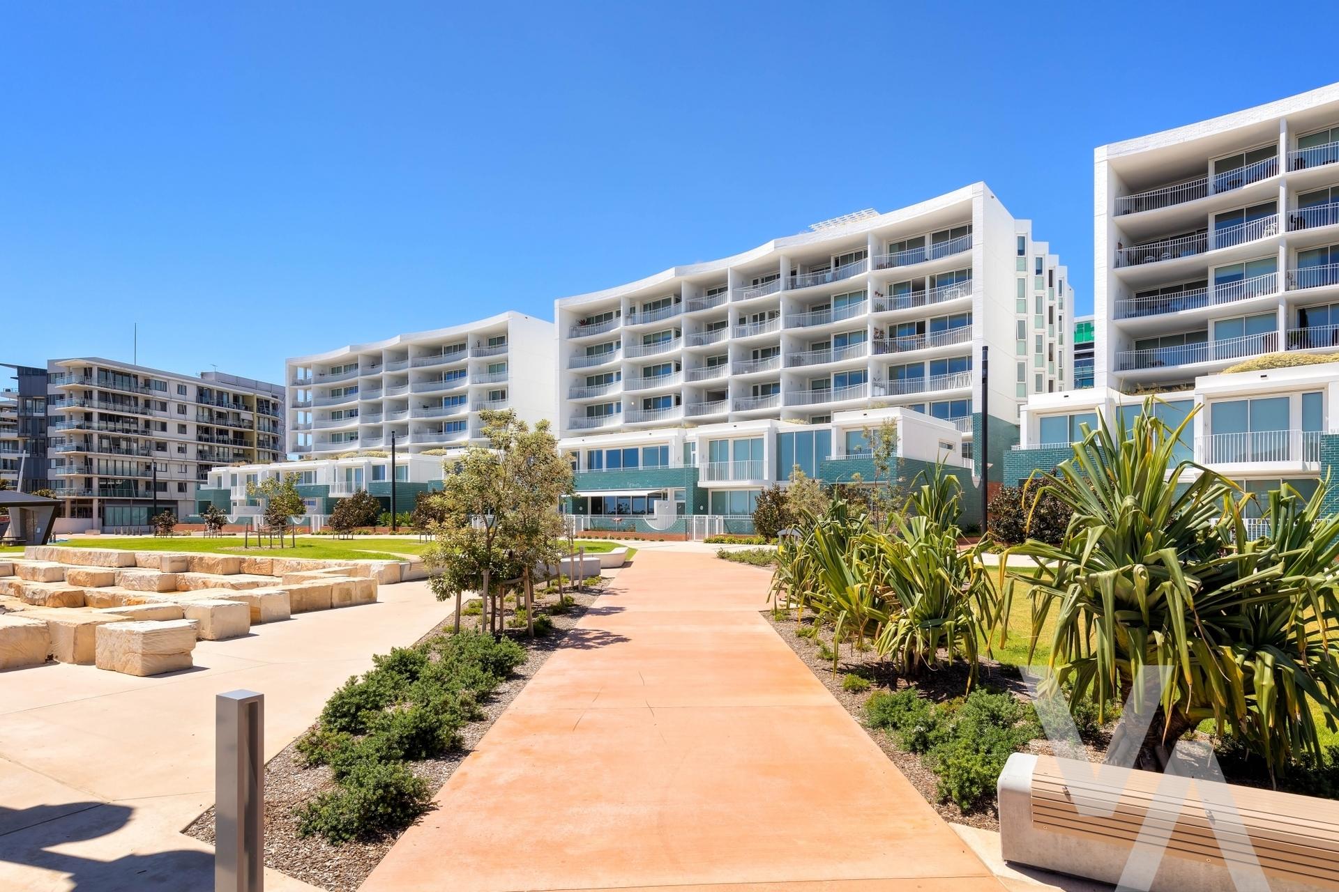 Unit 205/23 Honeysuckle Drive Newcastle NSW