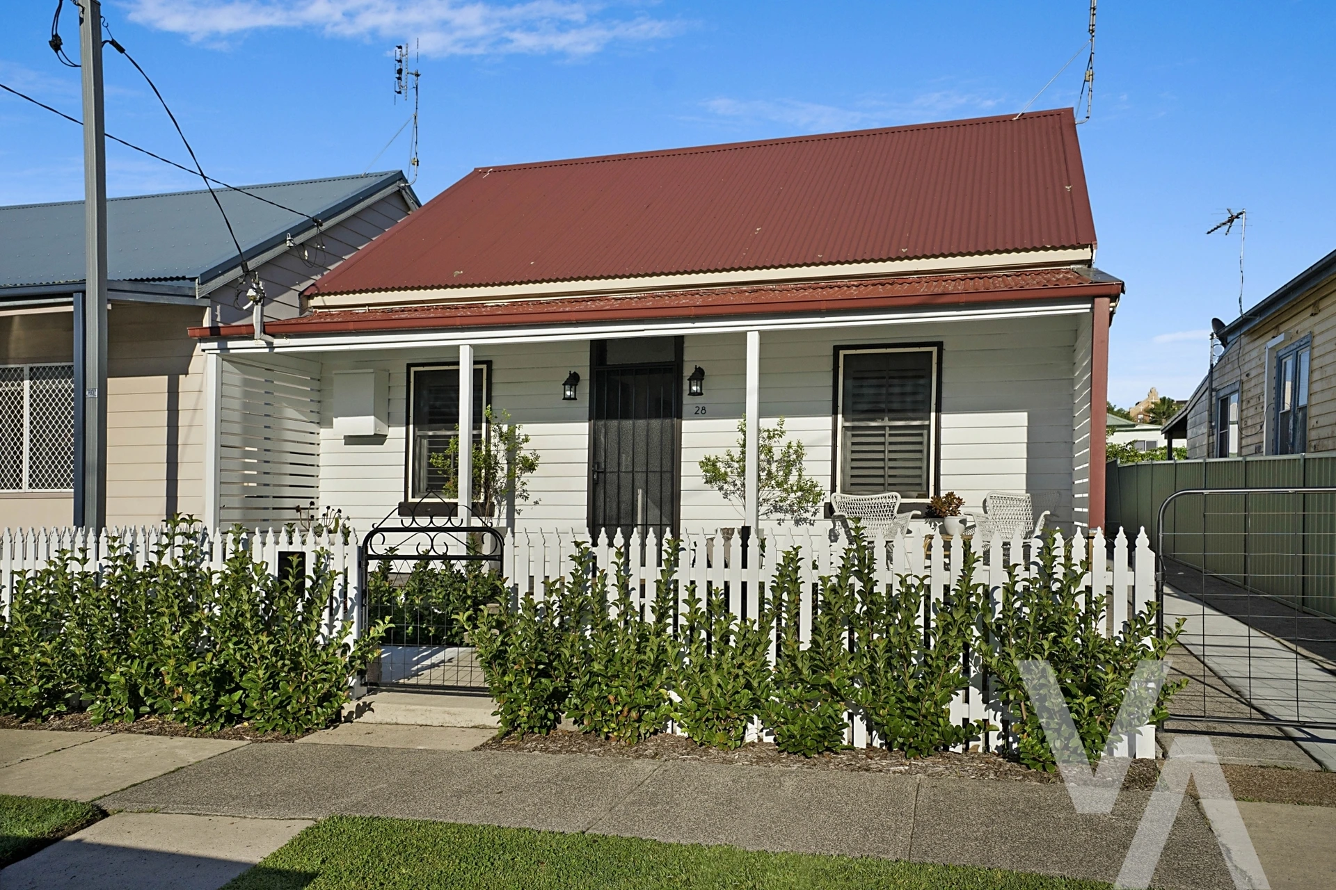 28 Grove Street Waratah NSW