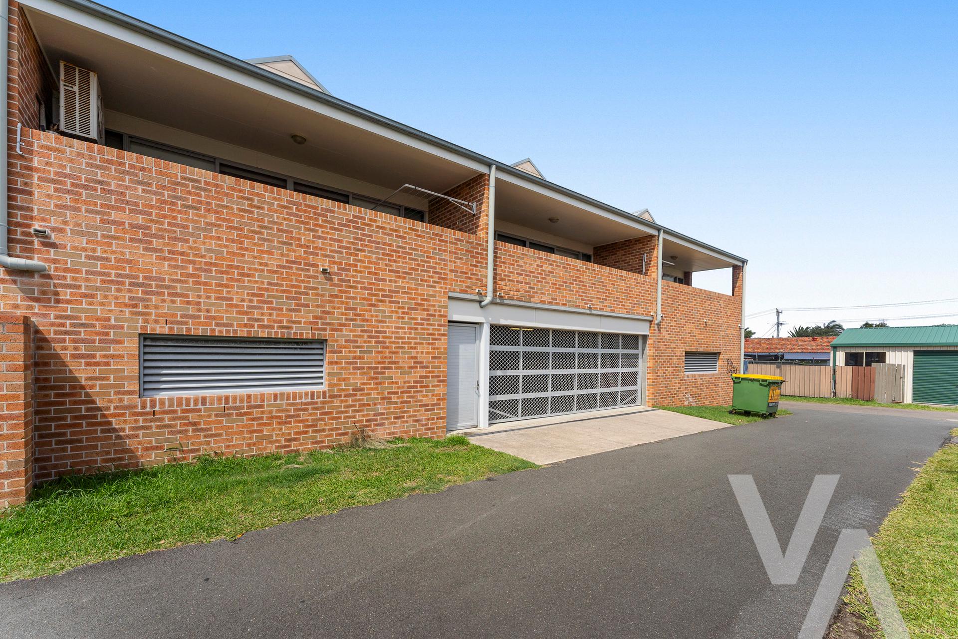 105 Cowlishaw Street Redhead NSW