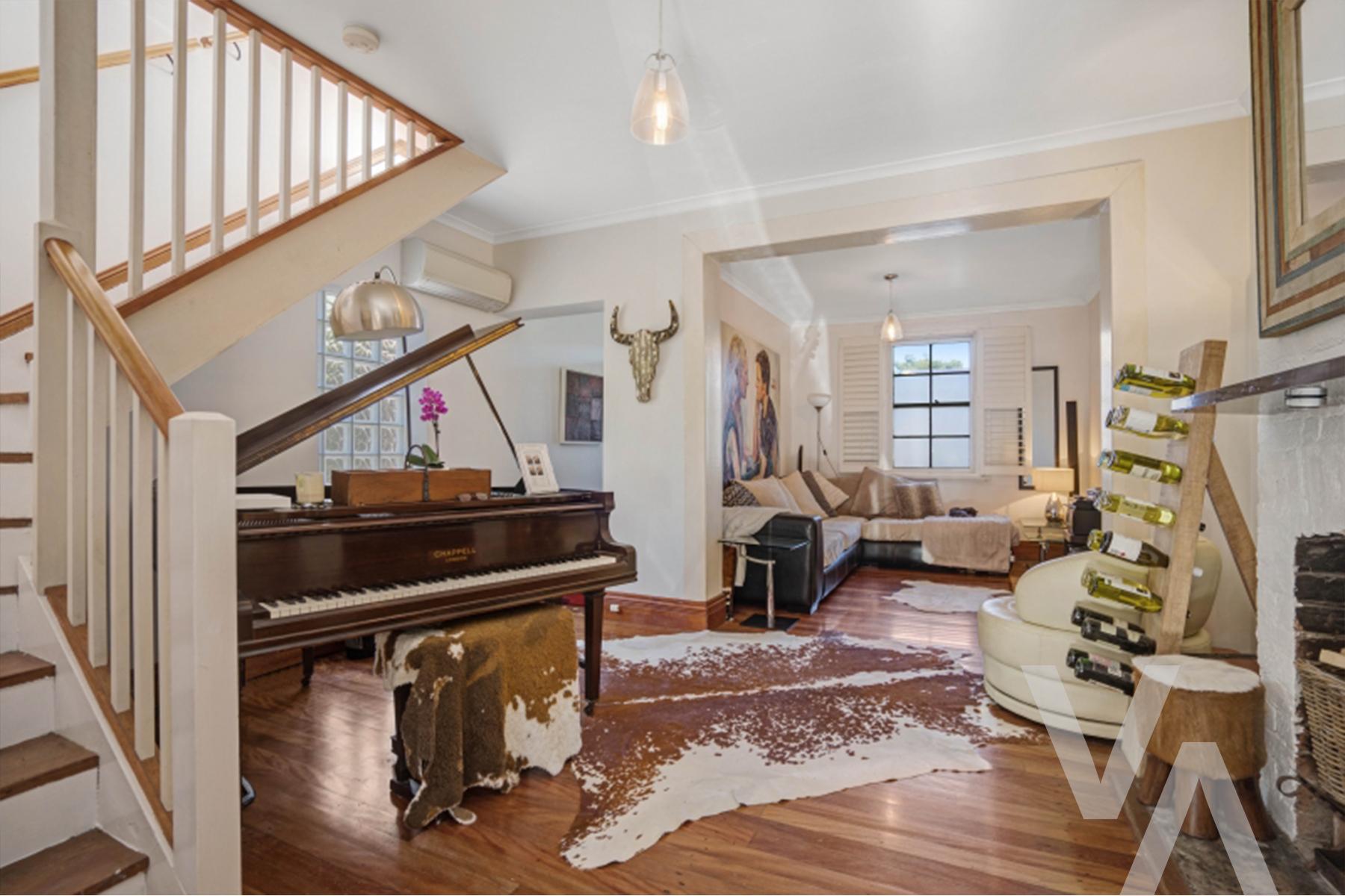 8 Council Street Cooks Hill NSW