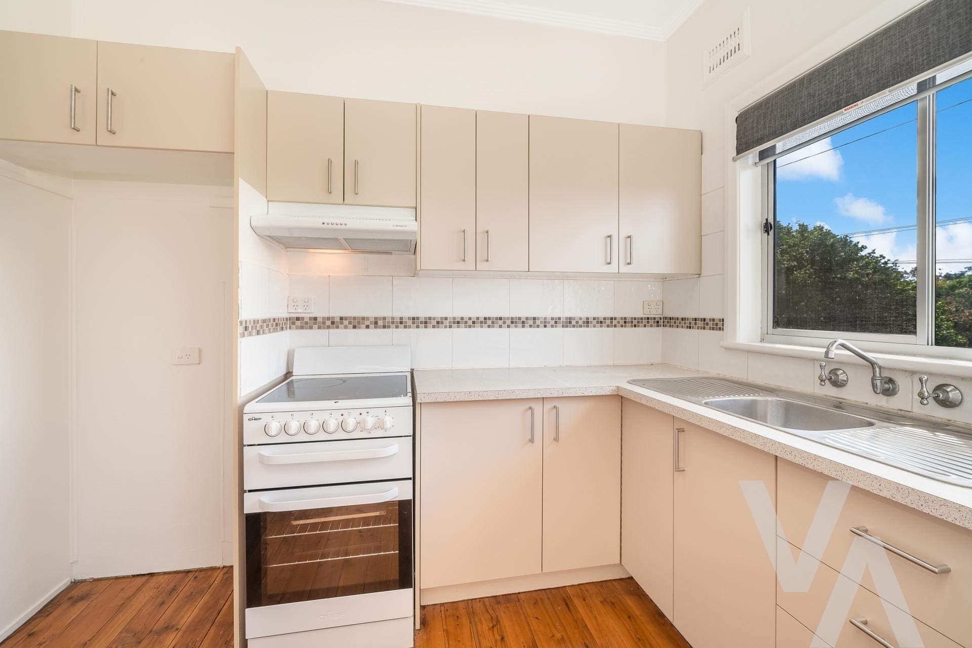 4 Munibung Road Cardiff NSW