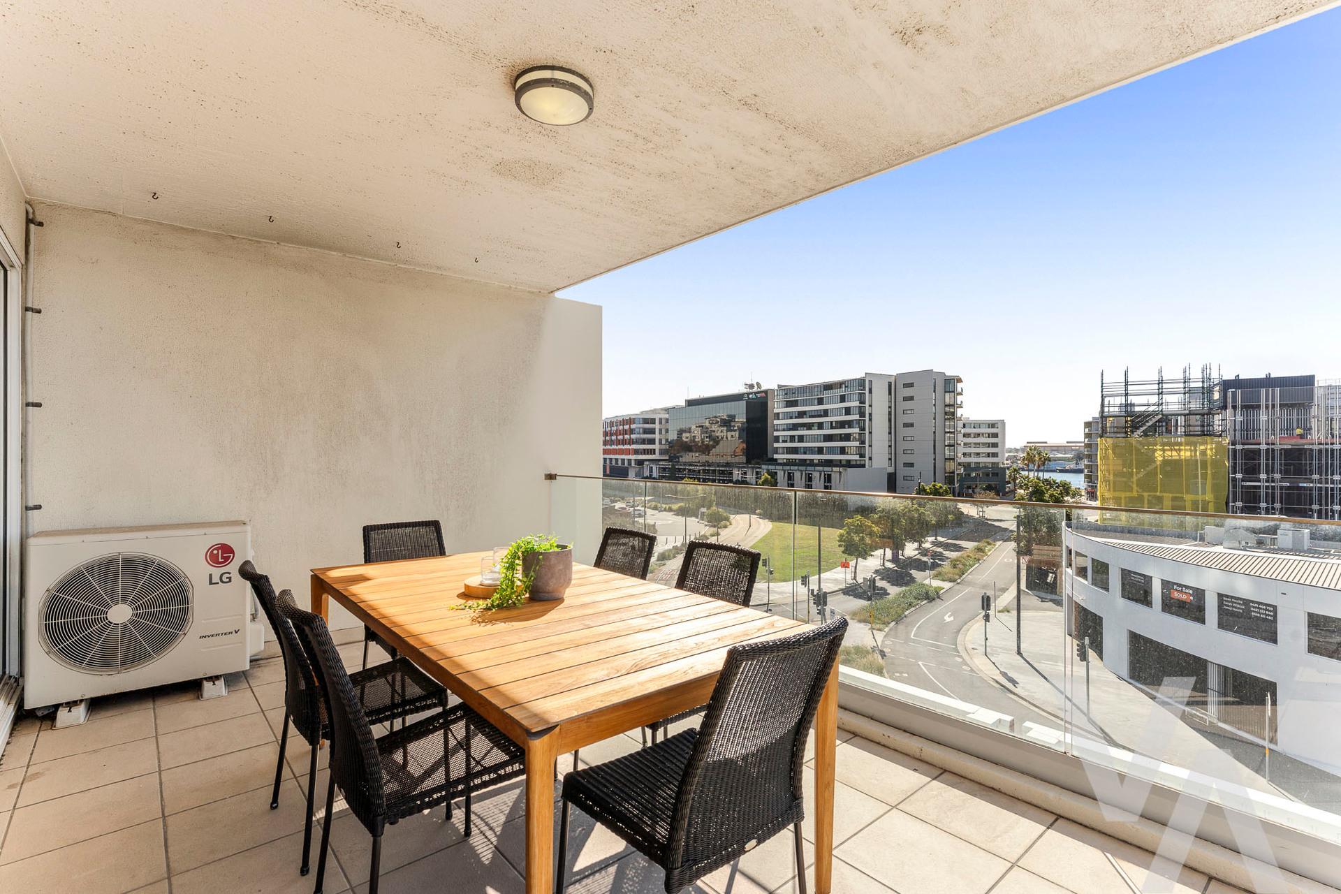 Unit 502/489 Hunter Street Newcastle NSW