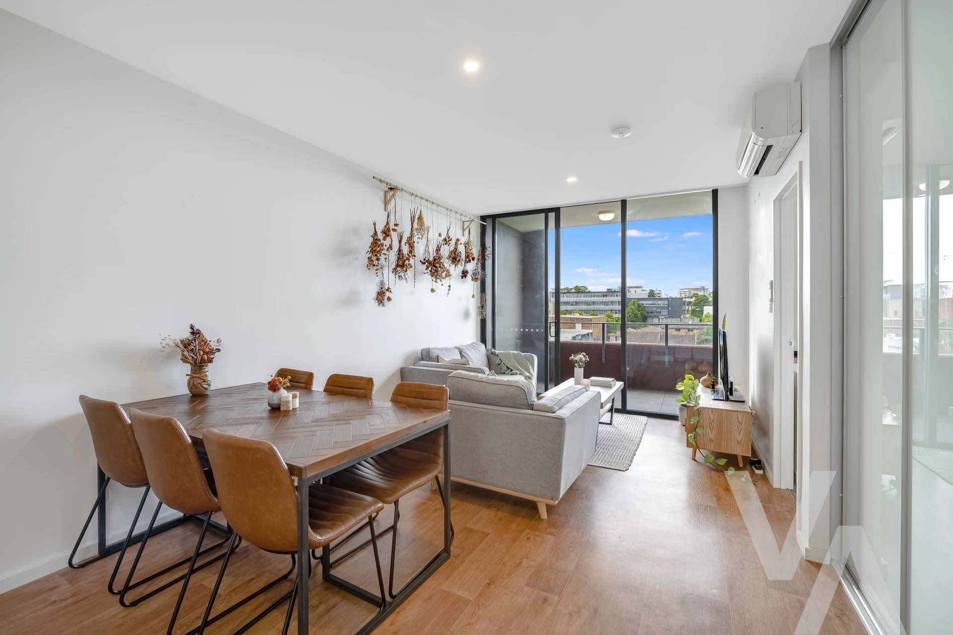 Unit 404/6 Charles Street Charlestown NSW