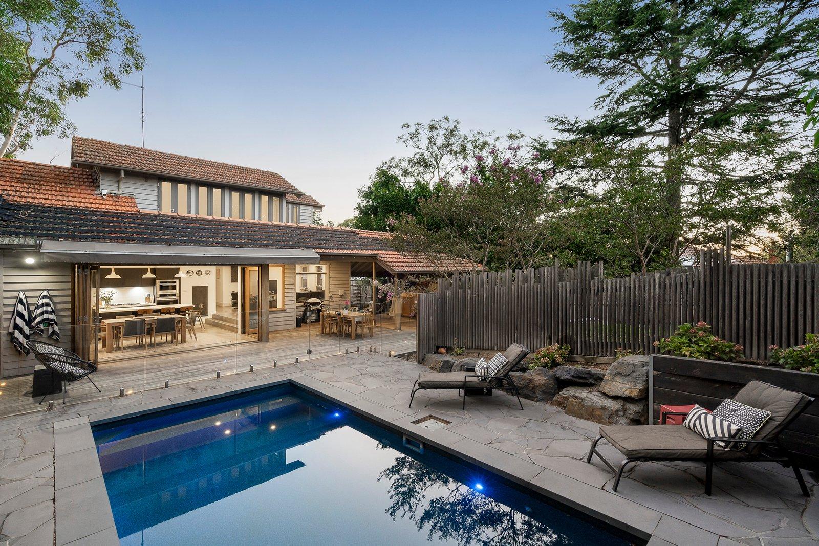 1 Allie Street, Surrey Hills, 3127