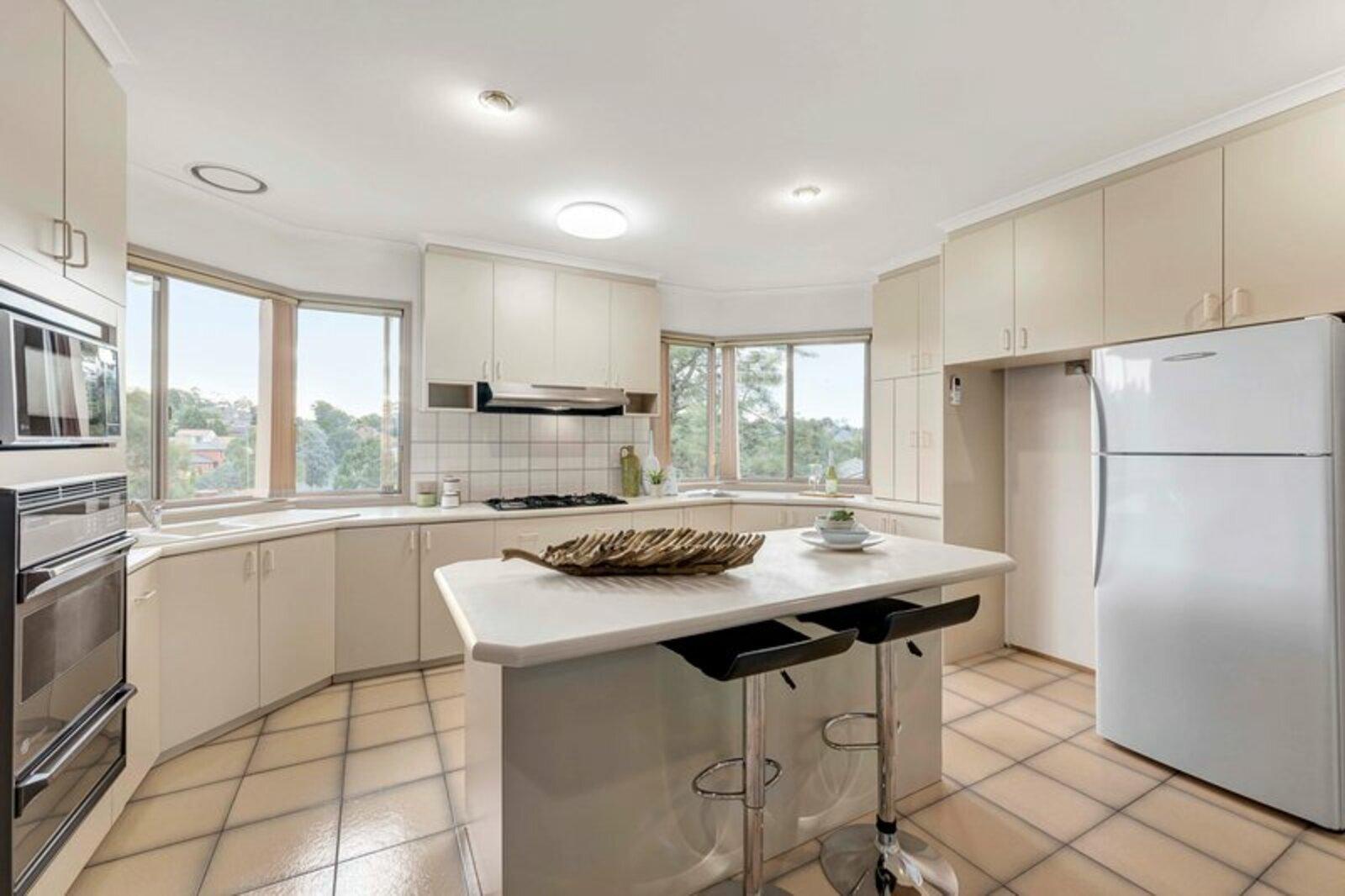 1 Cosmos Court, Doncaster East, 3109