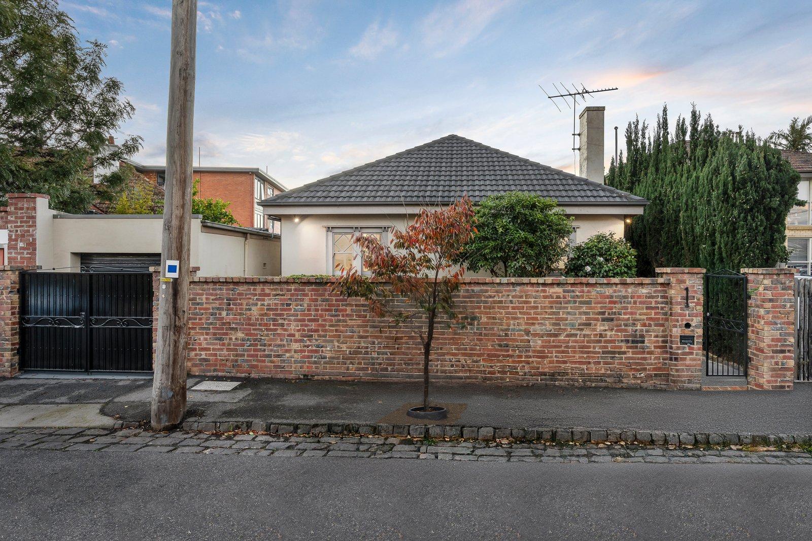 1 Dryden Street, Elwood, 3184
