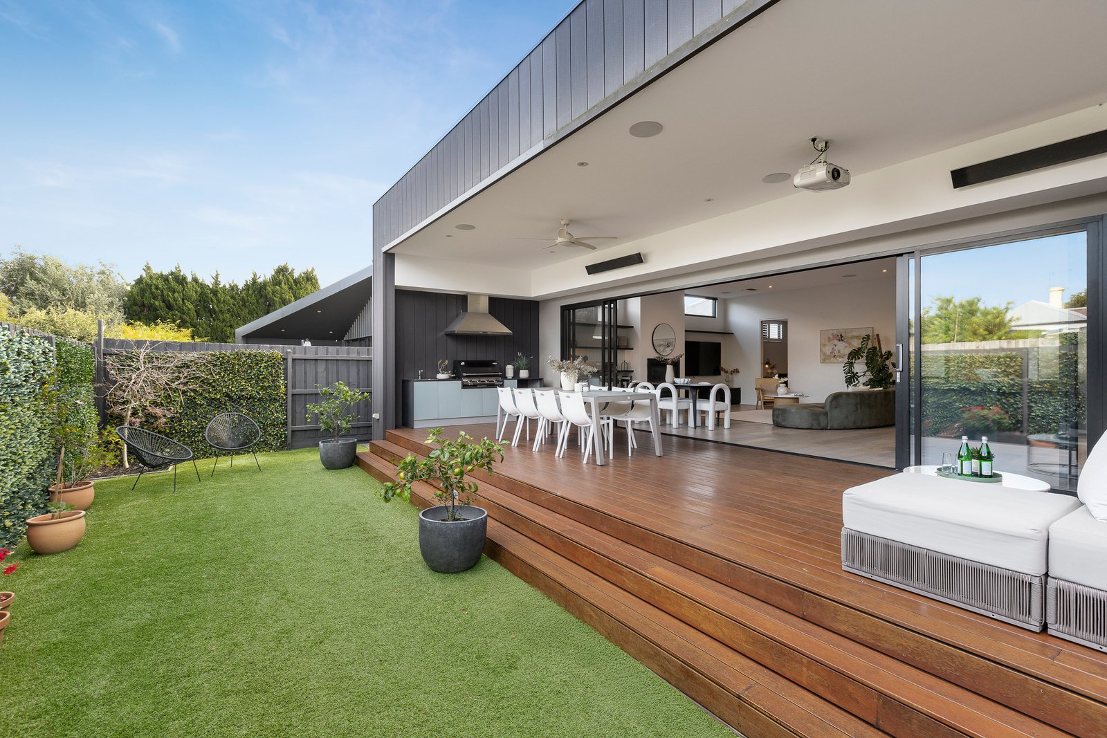 1 Long Street, Elsternwick, 3185