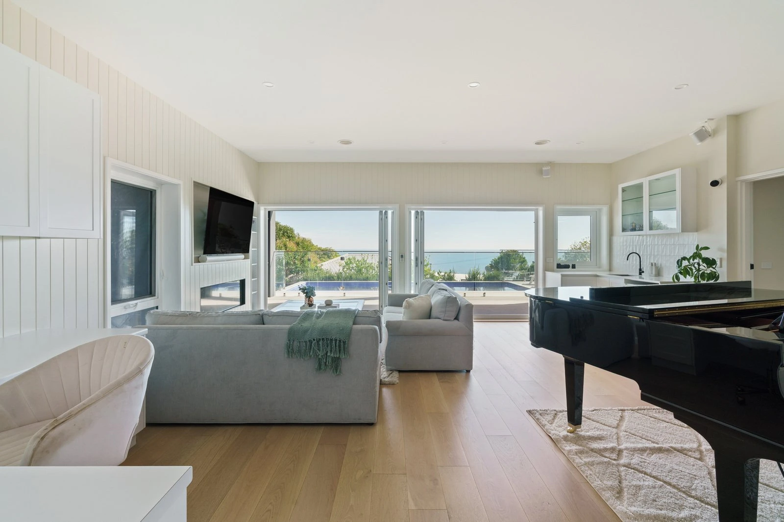 1 Raymond Street, Mount Martha, 3934
