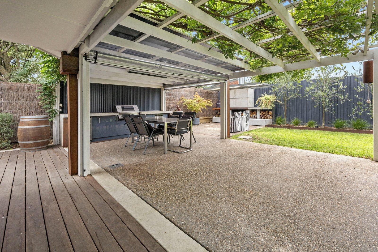 1 Redbourne Avenue, Mount Eliza, 3930