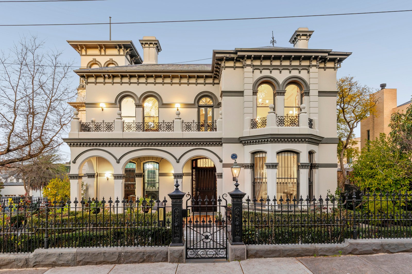 1 Shakespeare Grove, Hawthorn, 3122